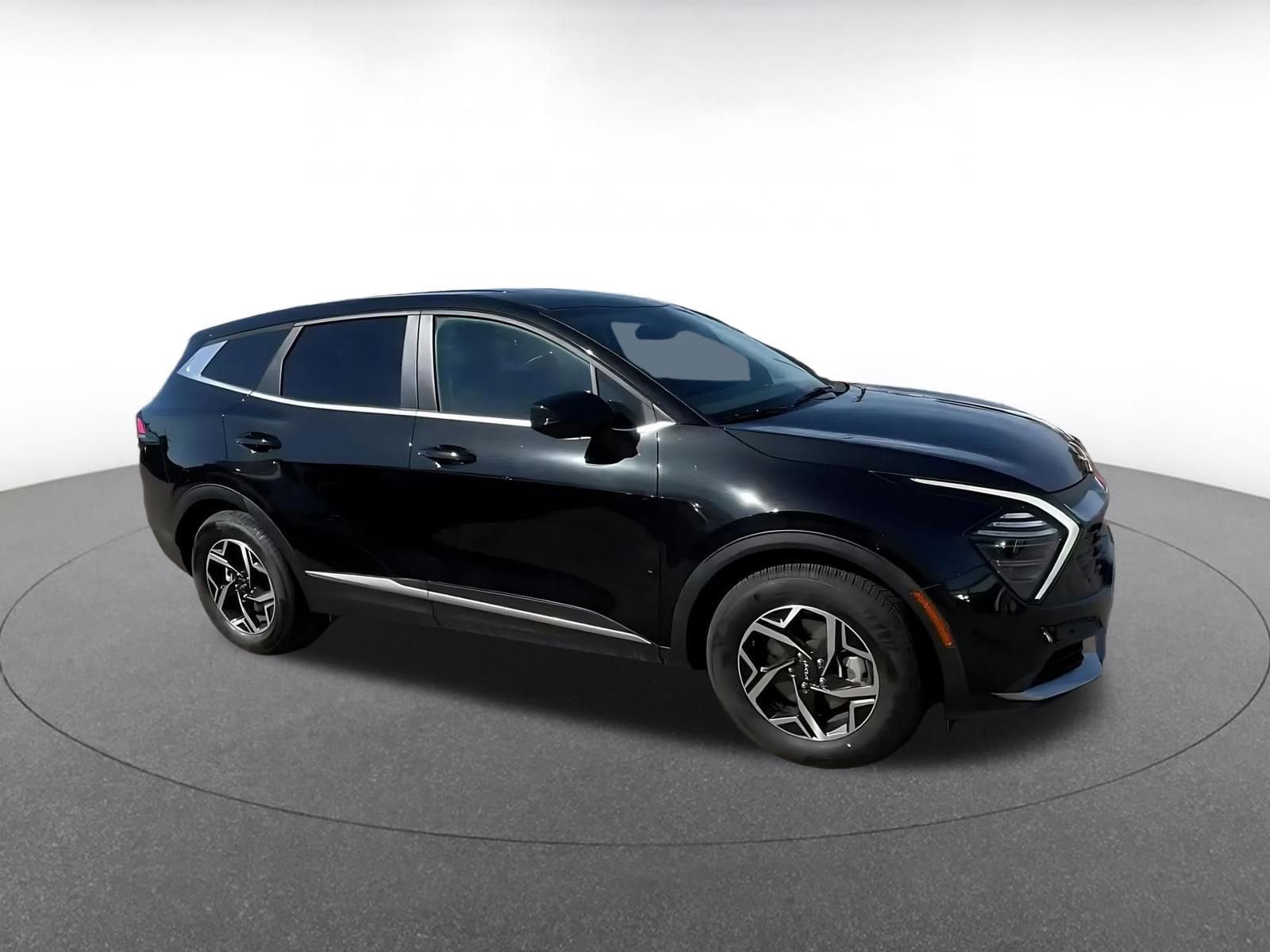 Thumbnail: 2025 Kia Sportage - 2