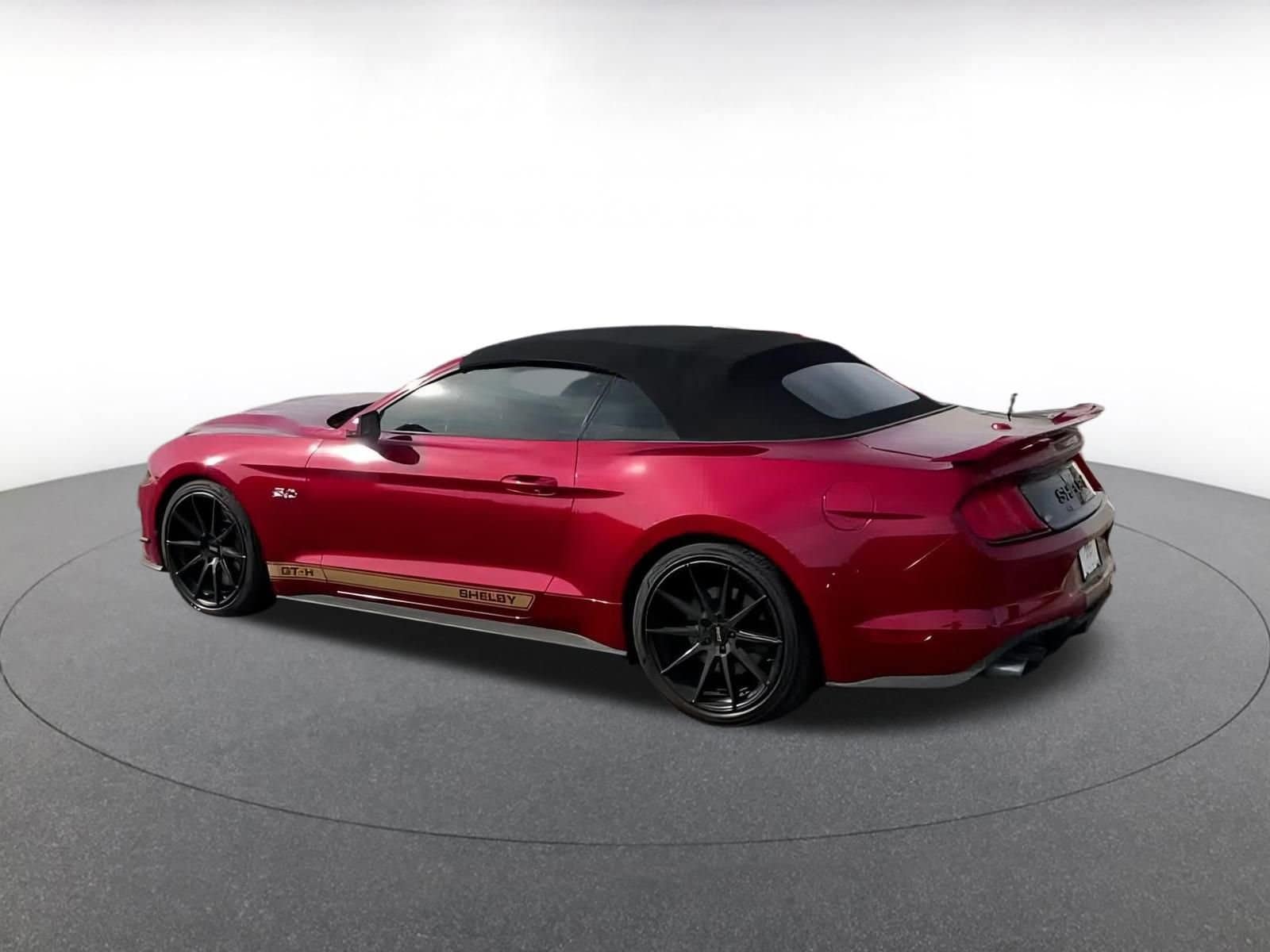 2022 Ford Mustang GT Premium 8