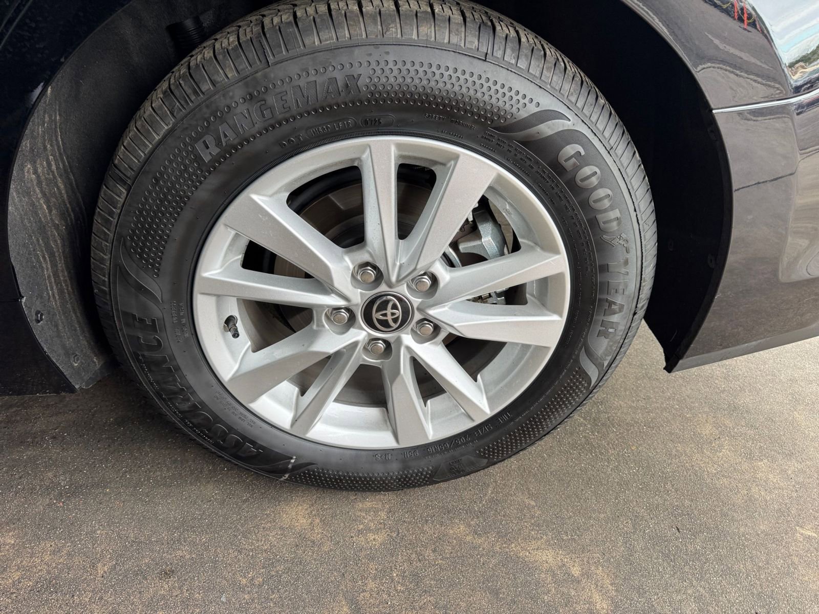 Thumbnail: 2025 Toyota Camry - 28