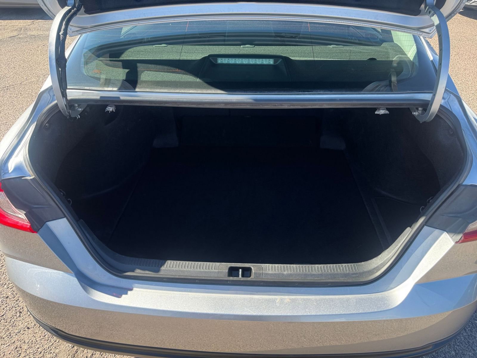 Thumbnail: 2025 Toyota Camry - 29