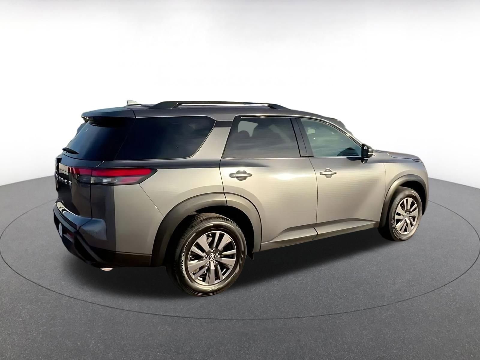 Thumbnail: 2025 Nissan Pathfinder - 15