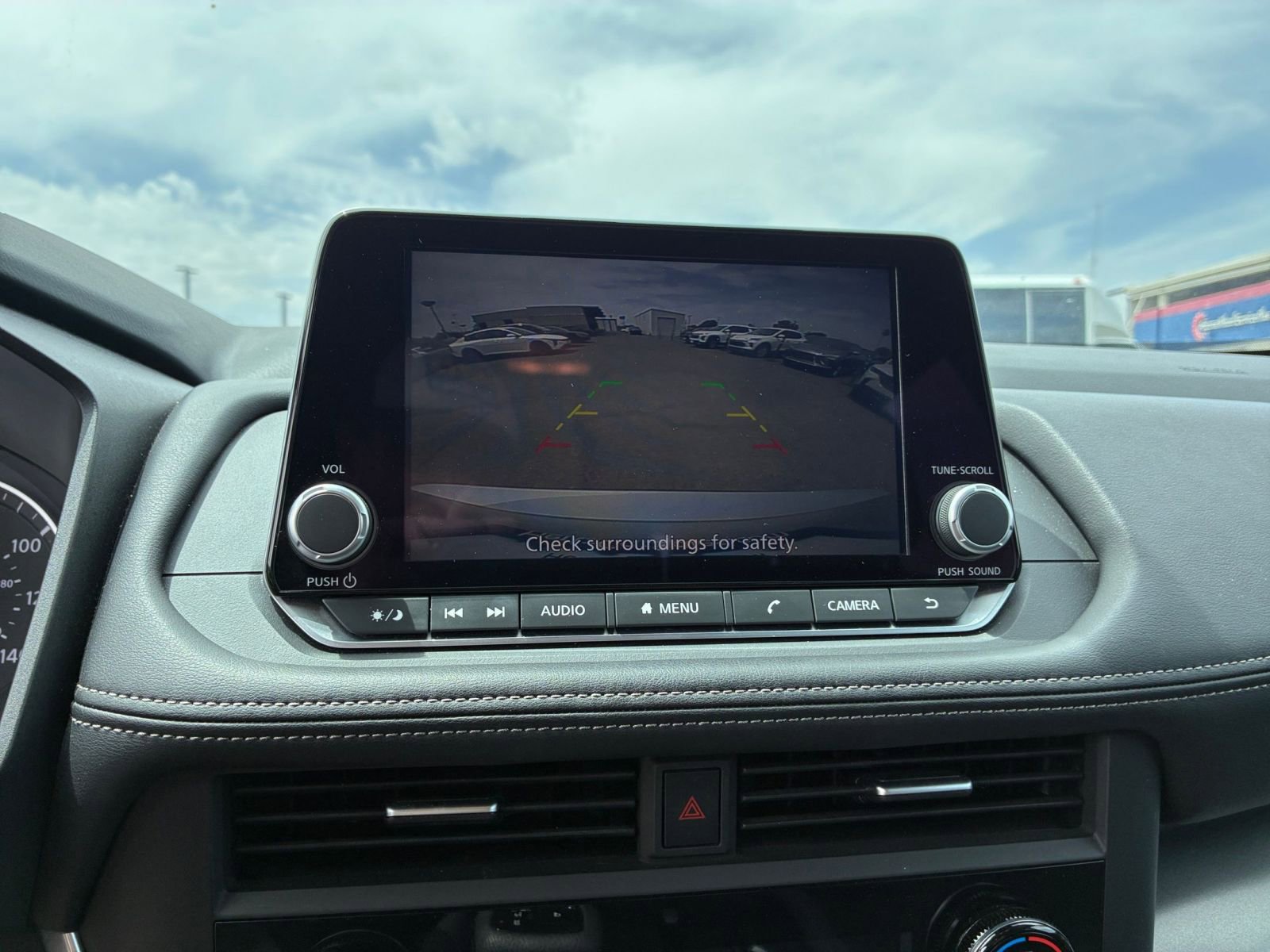 Thumbnail: 2025 Nissan Rogue - 25