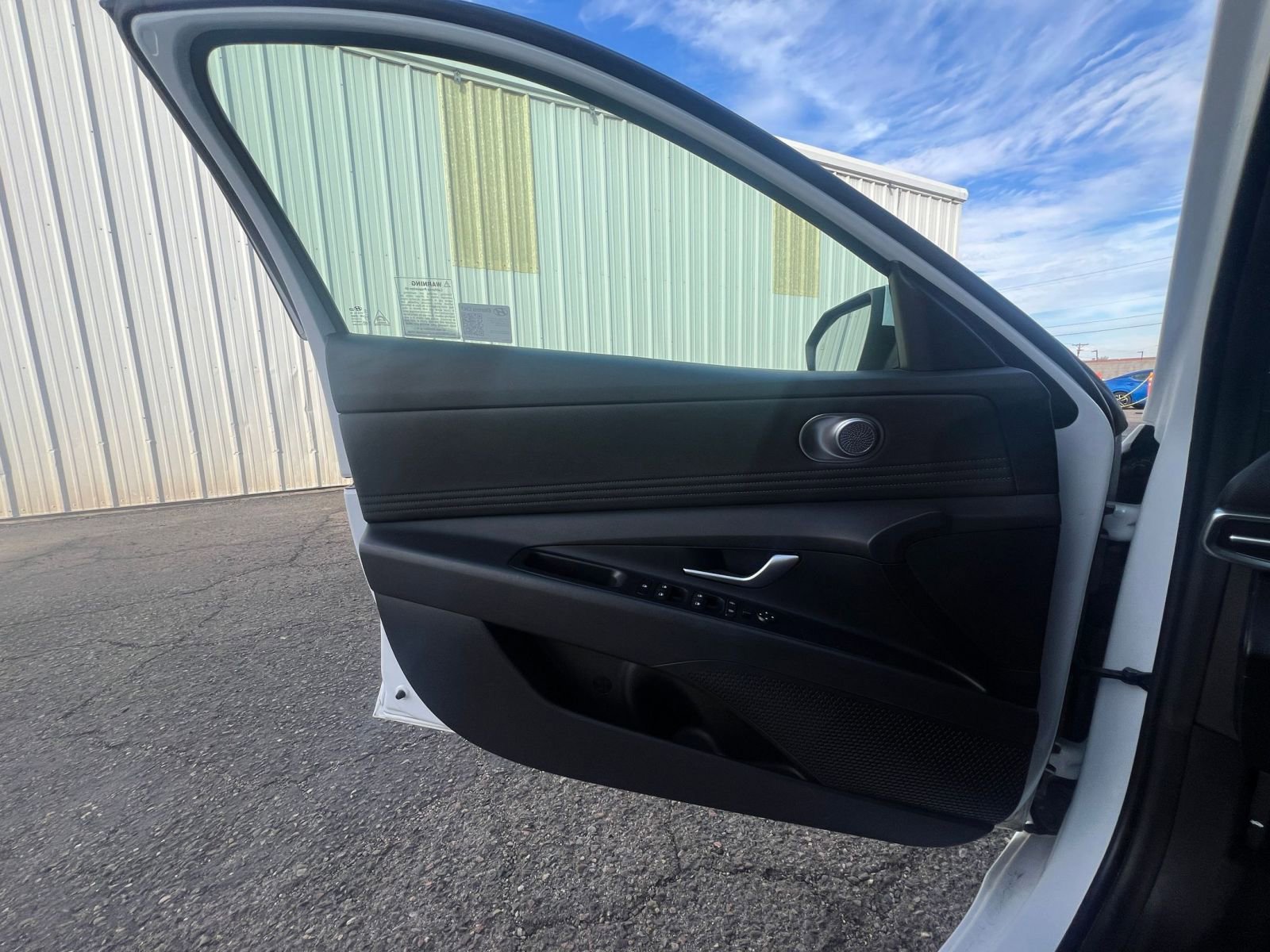 Thumbnail: 2025 Hyundai Elantra - 20