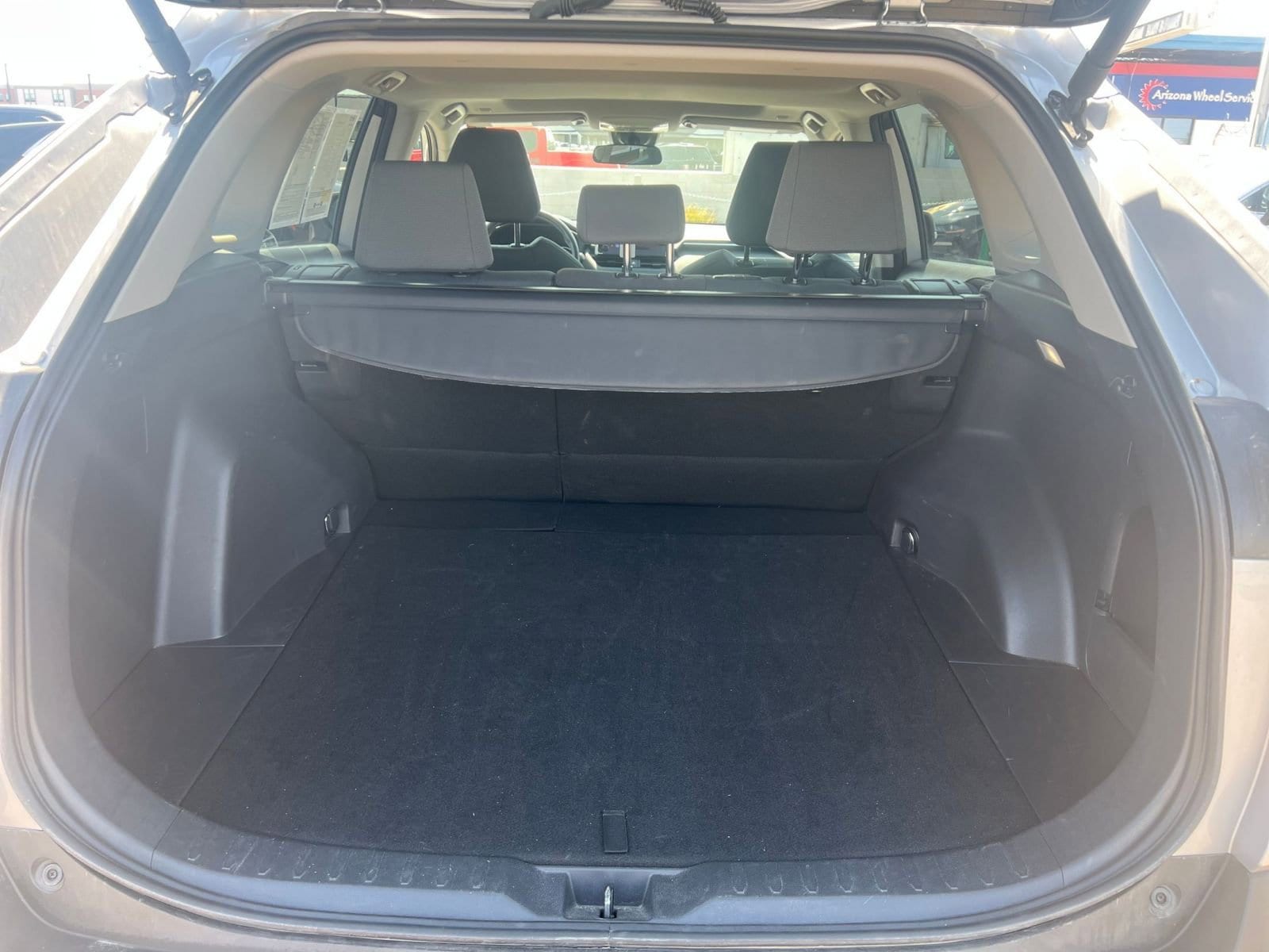 2024 Toyota RAV4 XLE 31