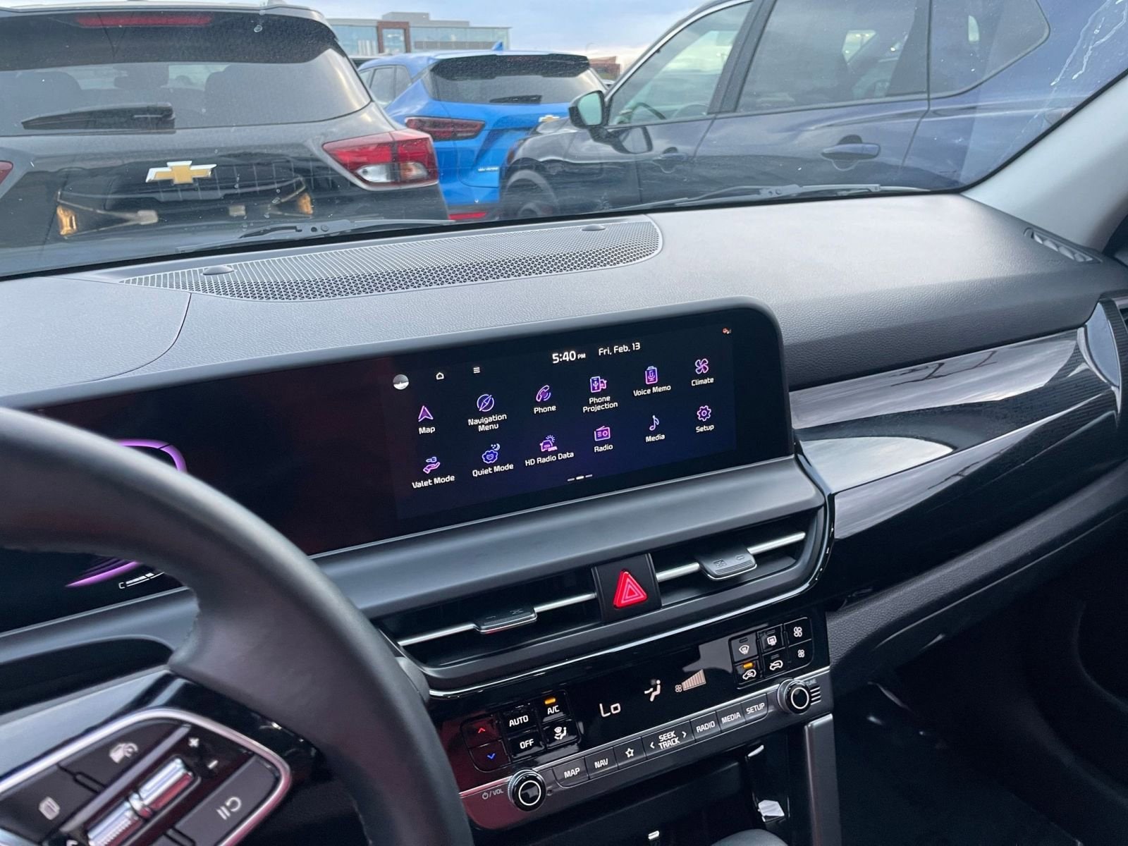 Thumbnail: 2025 Kia Seltos - 21