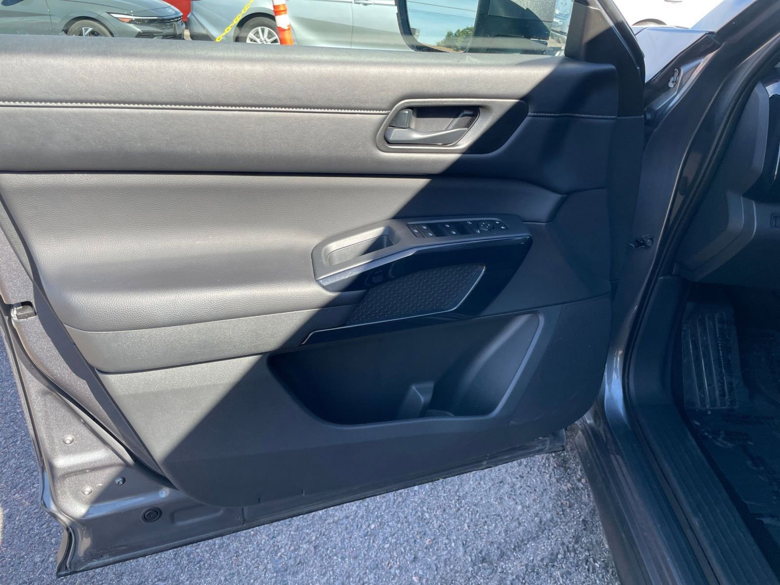 Thumbnail: 2025 Nissan Pathfinder - 18