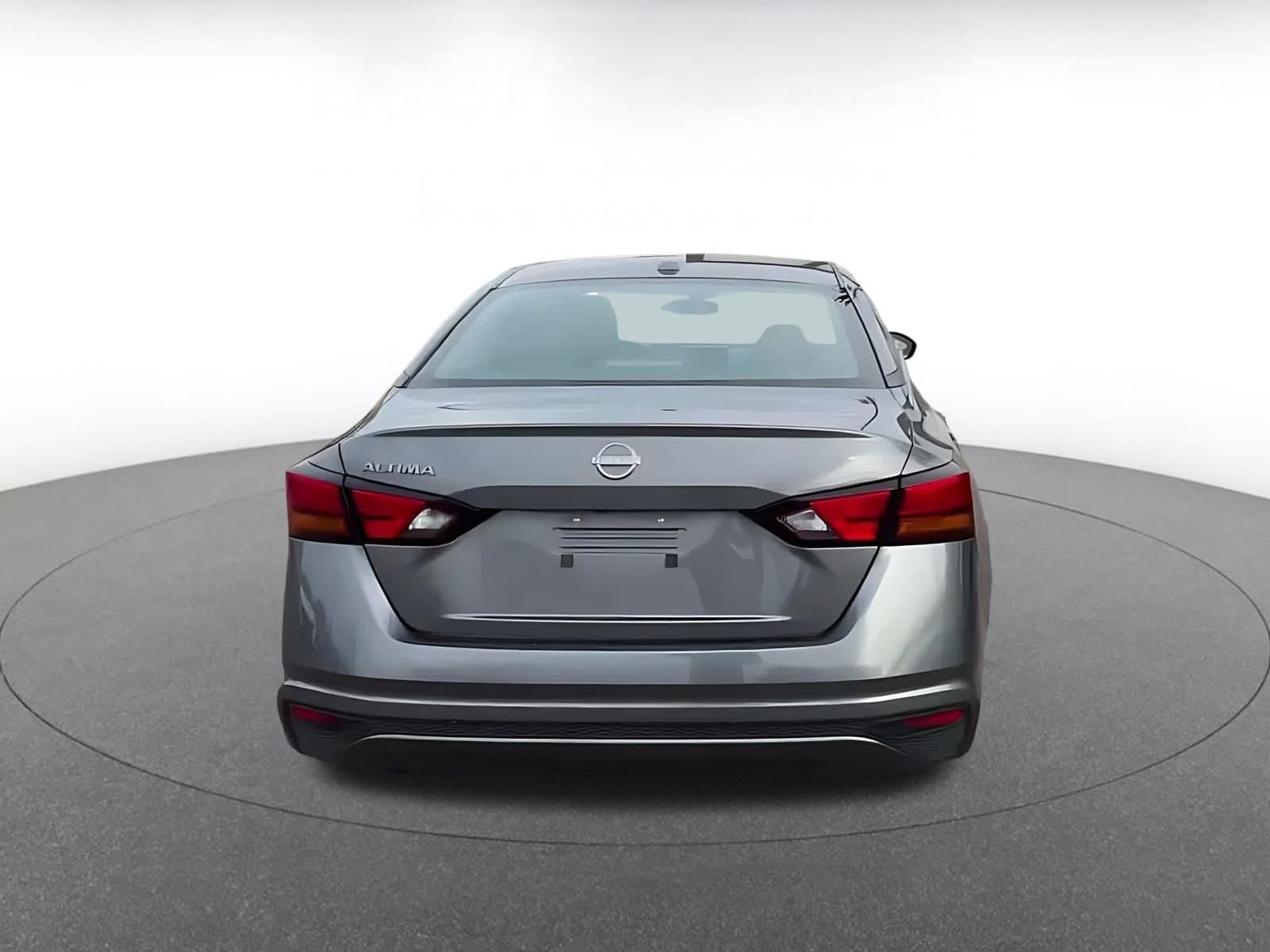 Thumbnail: 2025 Nissan Altima - 12