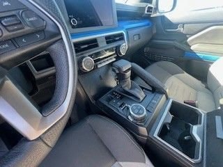 Thumbnail: 2025 Toyota Tacoma - 9