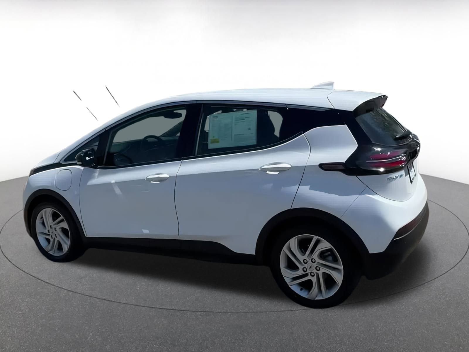 Thumbnail: 2023 Chevrolet Bolt EV - 11