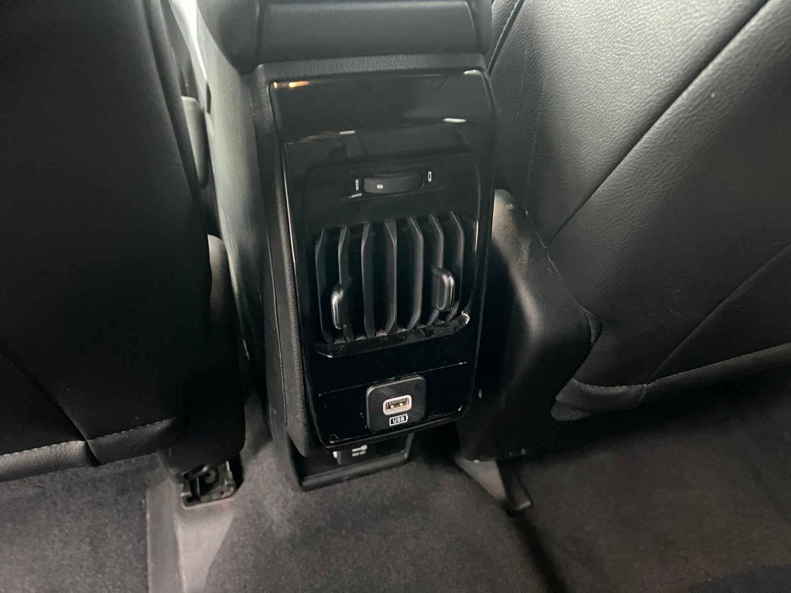 Thumbnail: 2025 Jeep Compass - 24