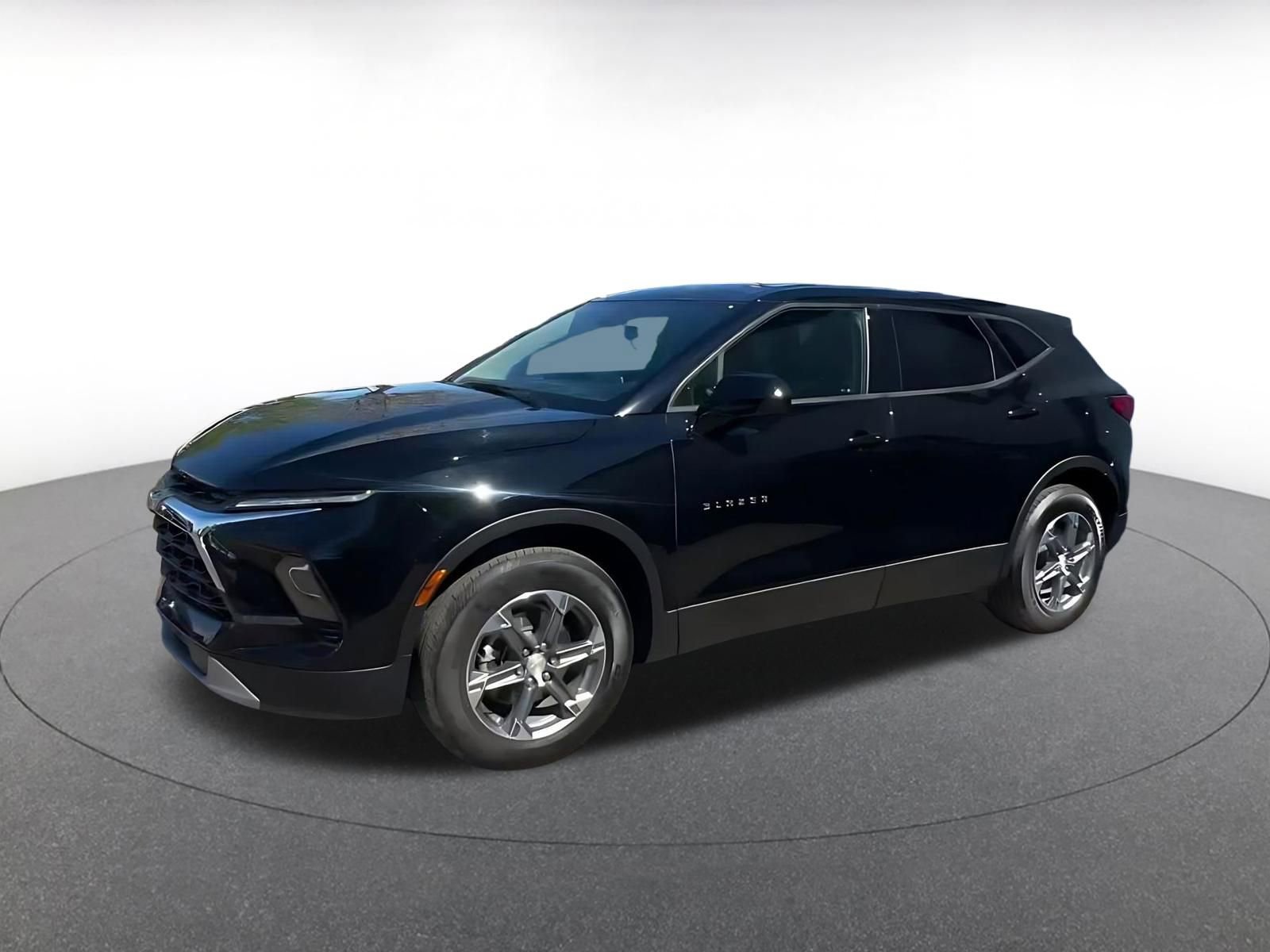 Thumbnail: 2025 Chevrolet Blazer - 8