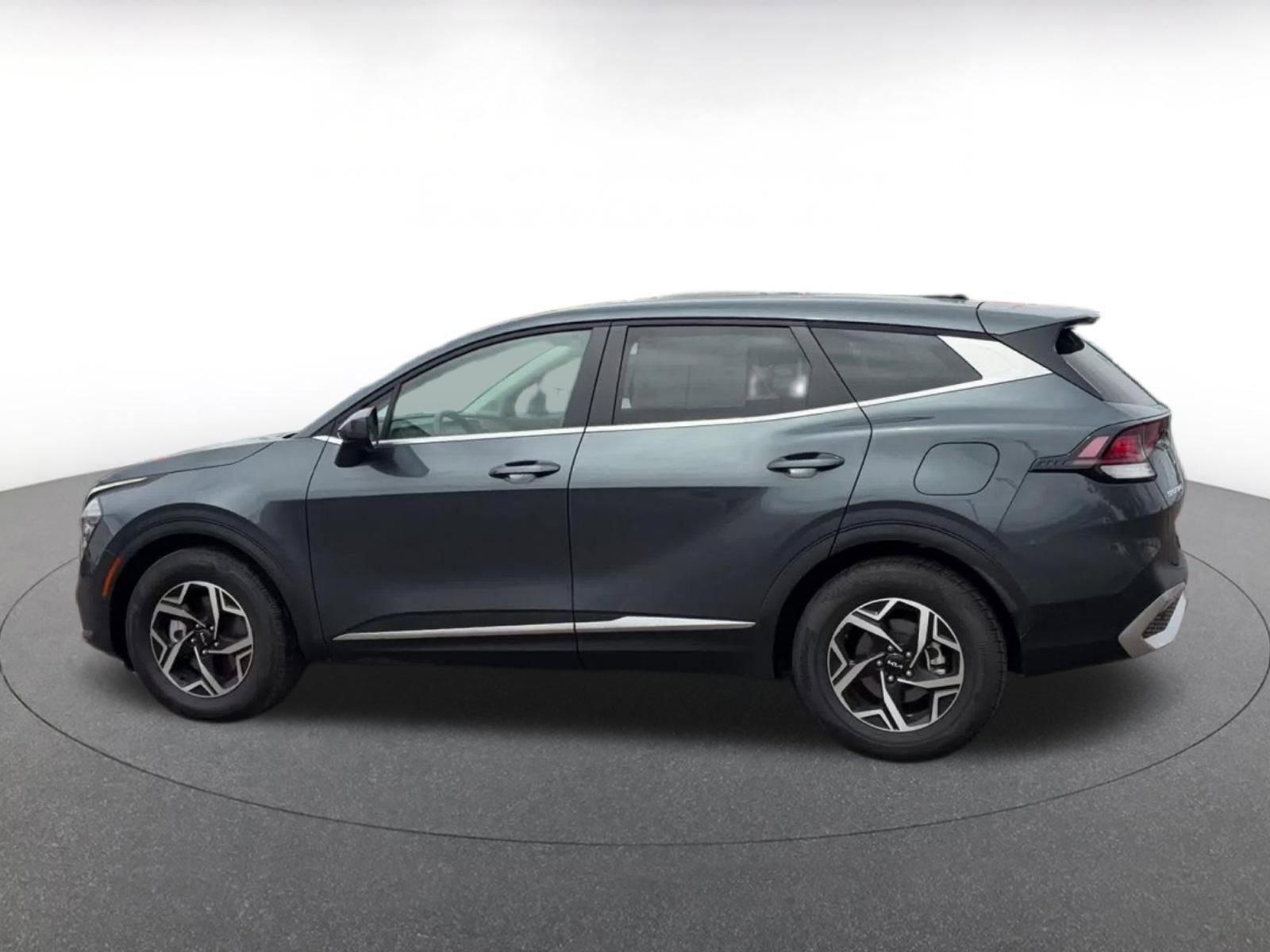 Thumbnail: 2025 Kia Sportage - 10