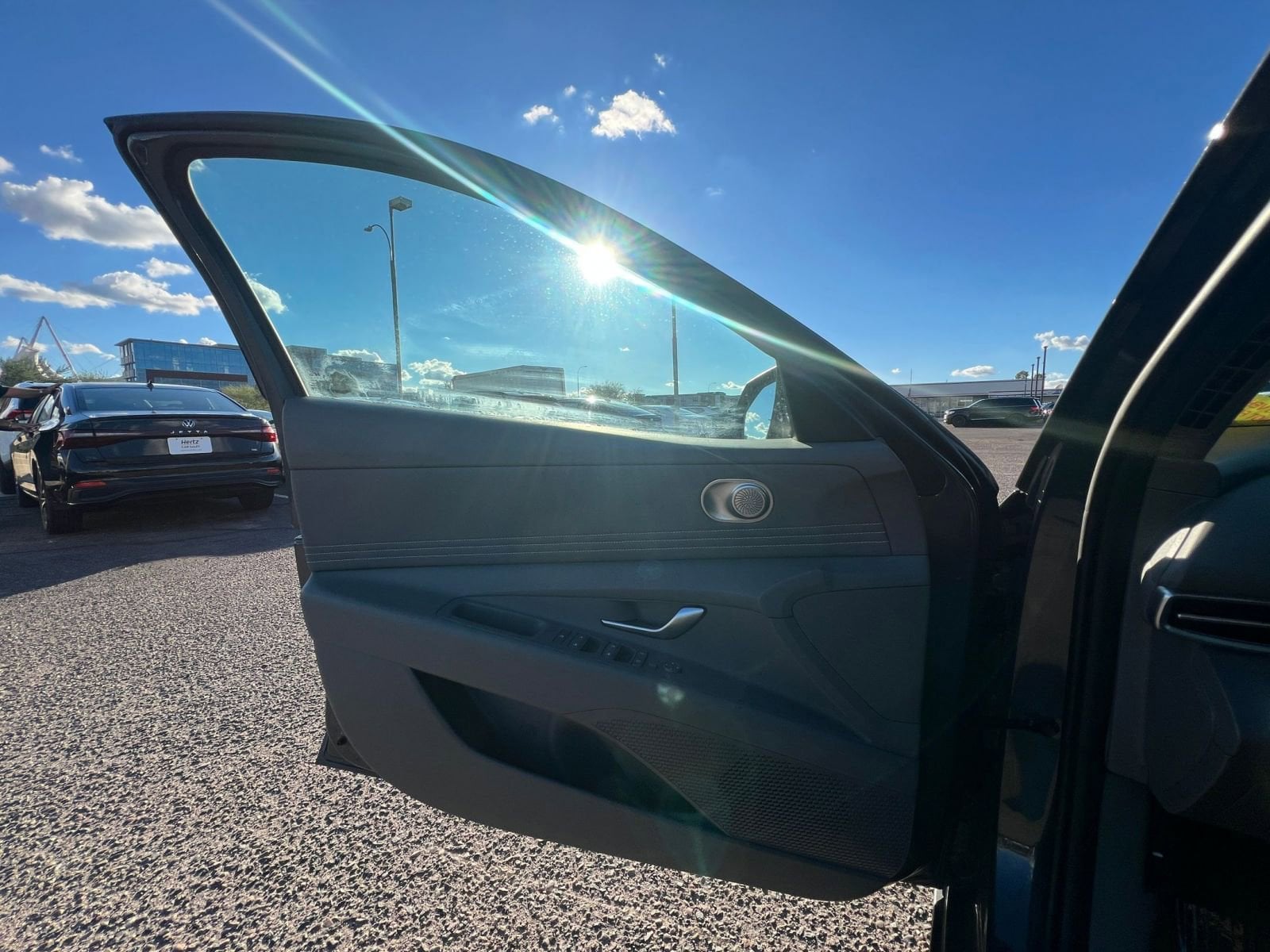 Thumbnail: 2025 Hyundai Elantra - 20