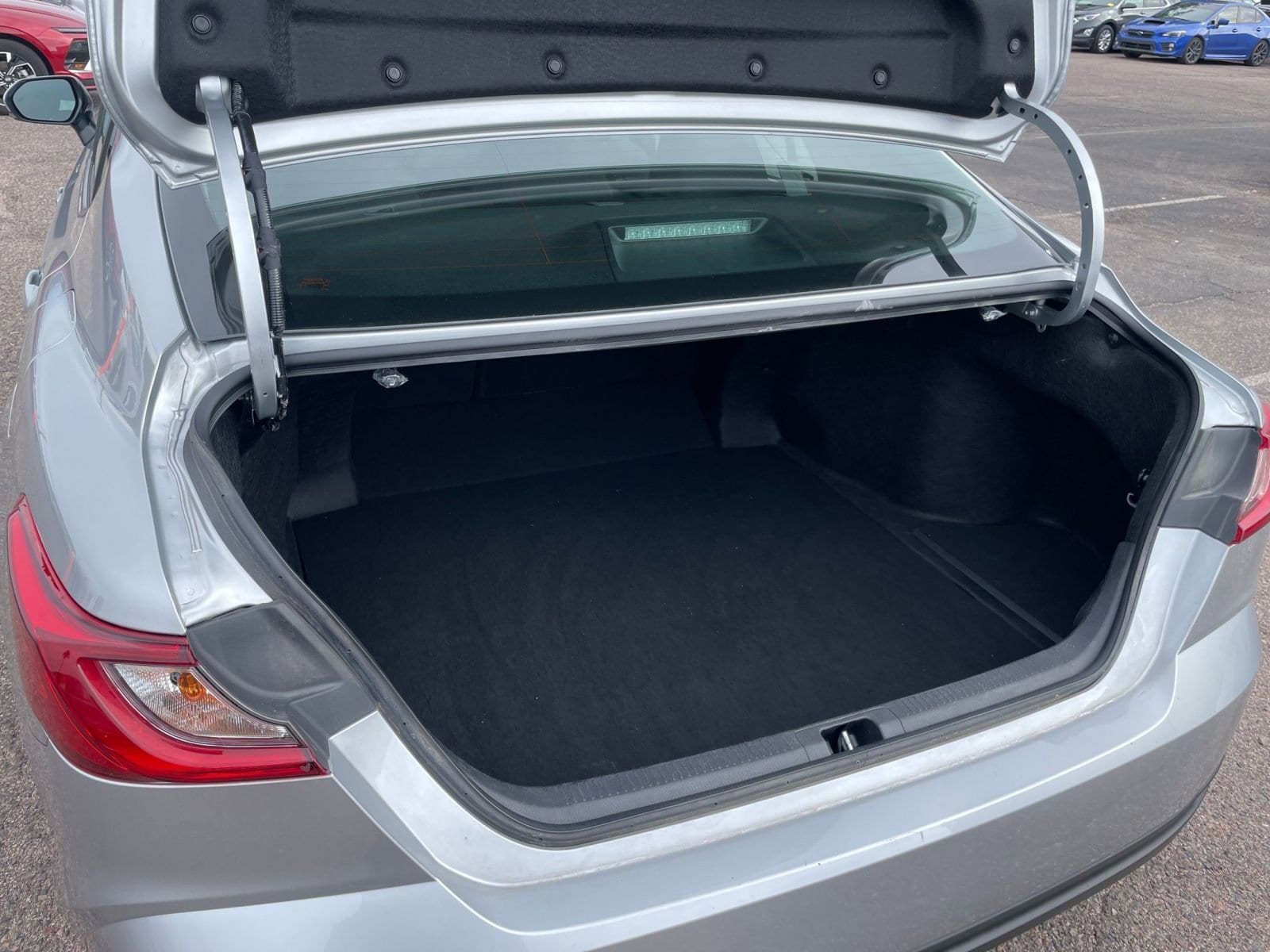 Thumbnail: 2025 Toyota Camry - 31