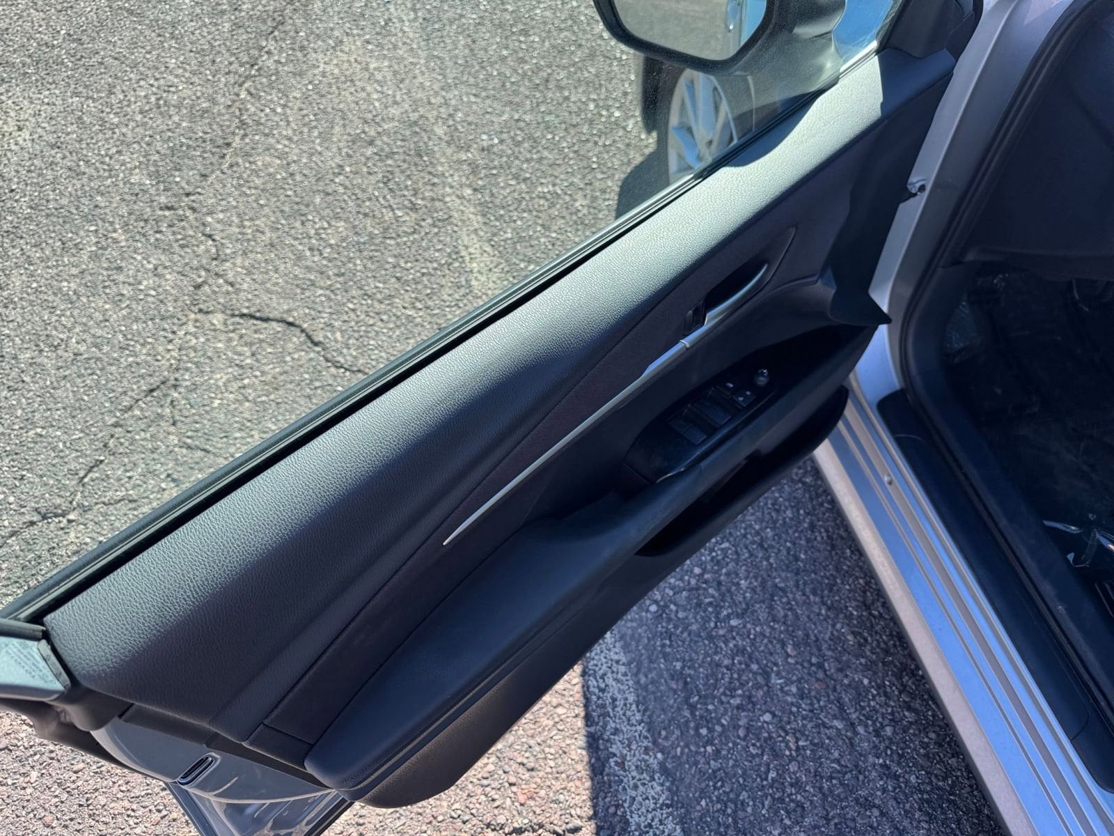 Thumbnail: 2025 Toyota Camry - 20