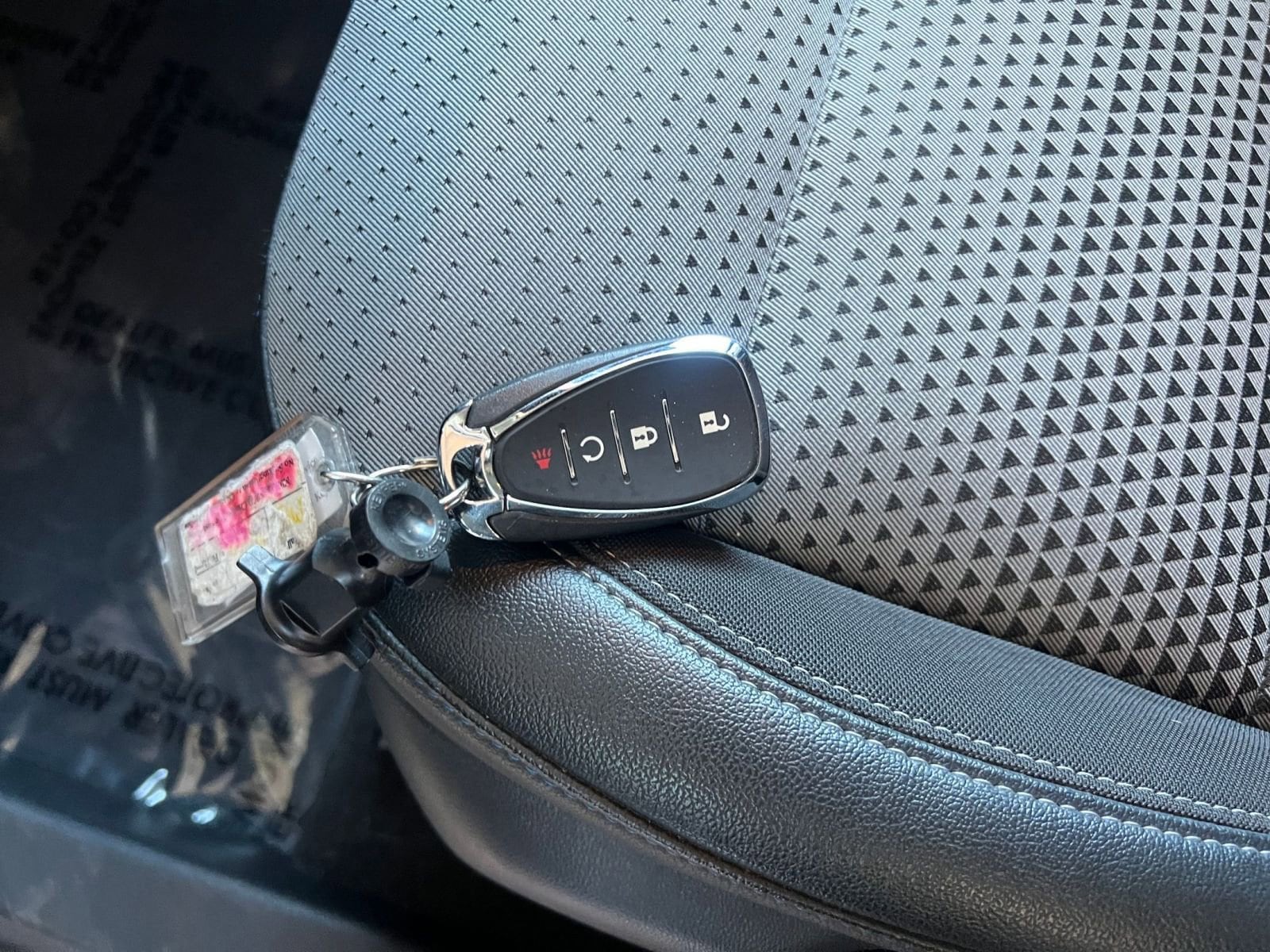 Thumbnail: 2025 Chevrolet Trax - 21