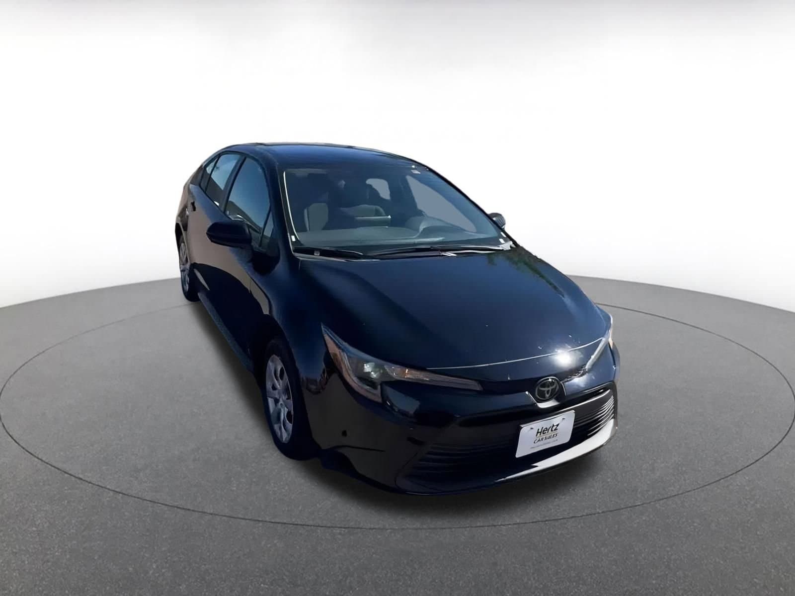 Thumbnail: 2025 Toyota Corolla - 3