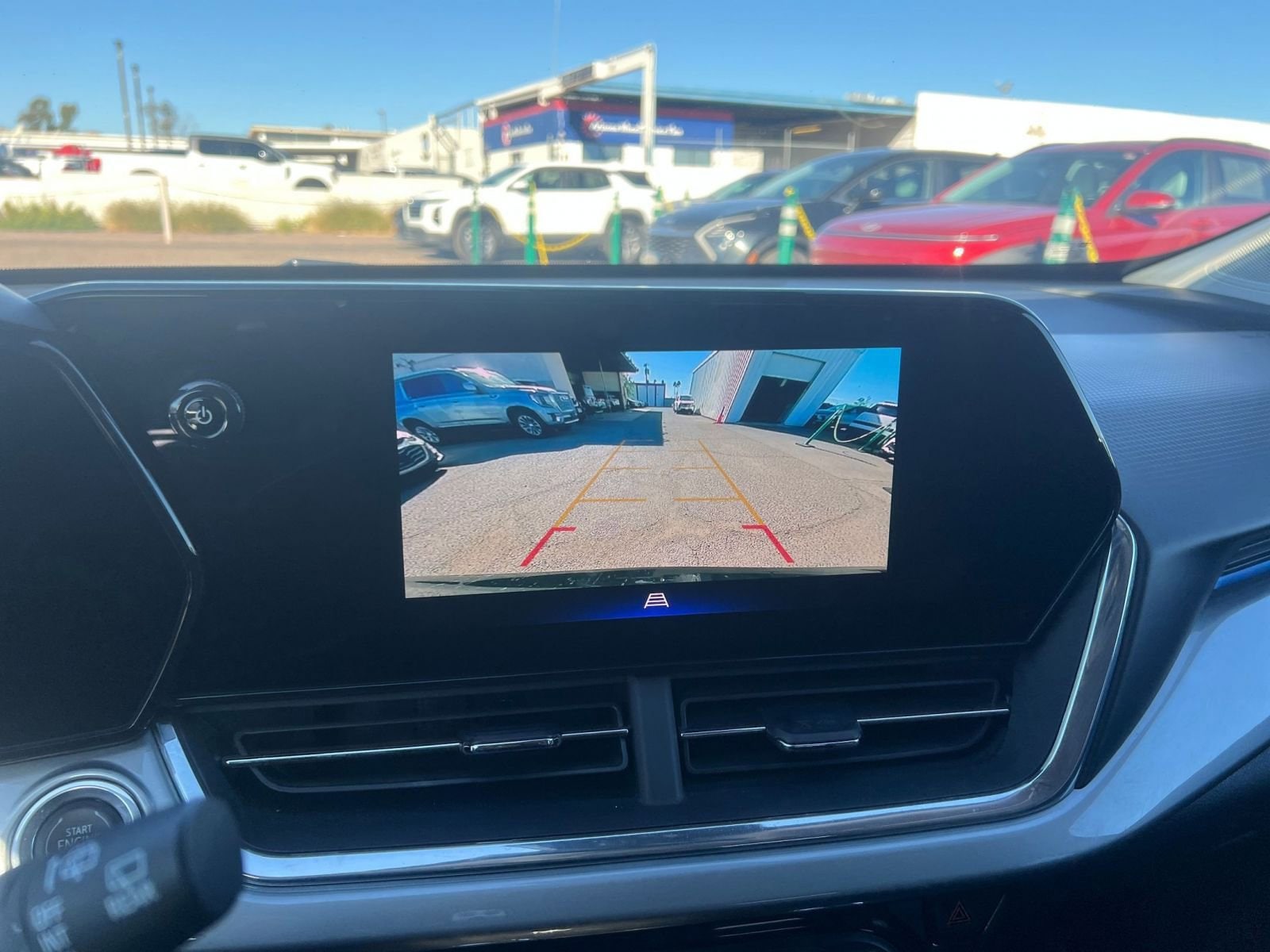 Thumbnail: 2025 Chevrolet Trax - 24