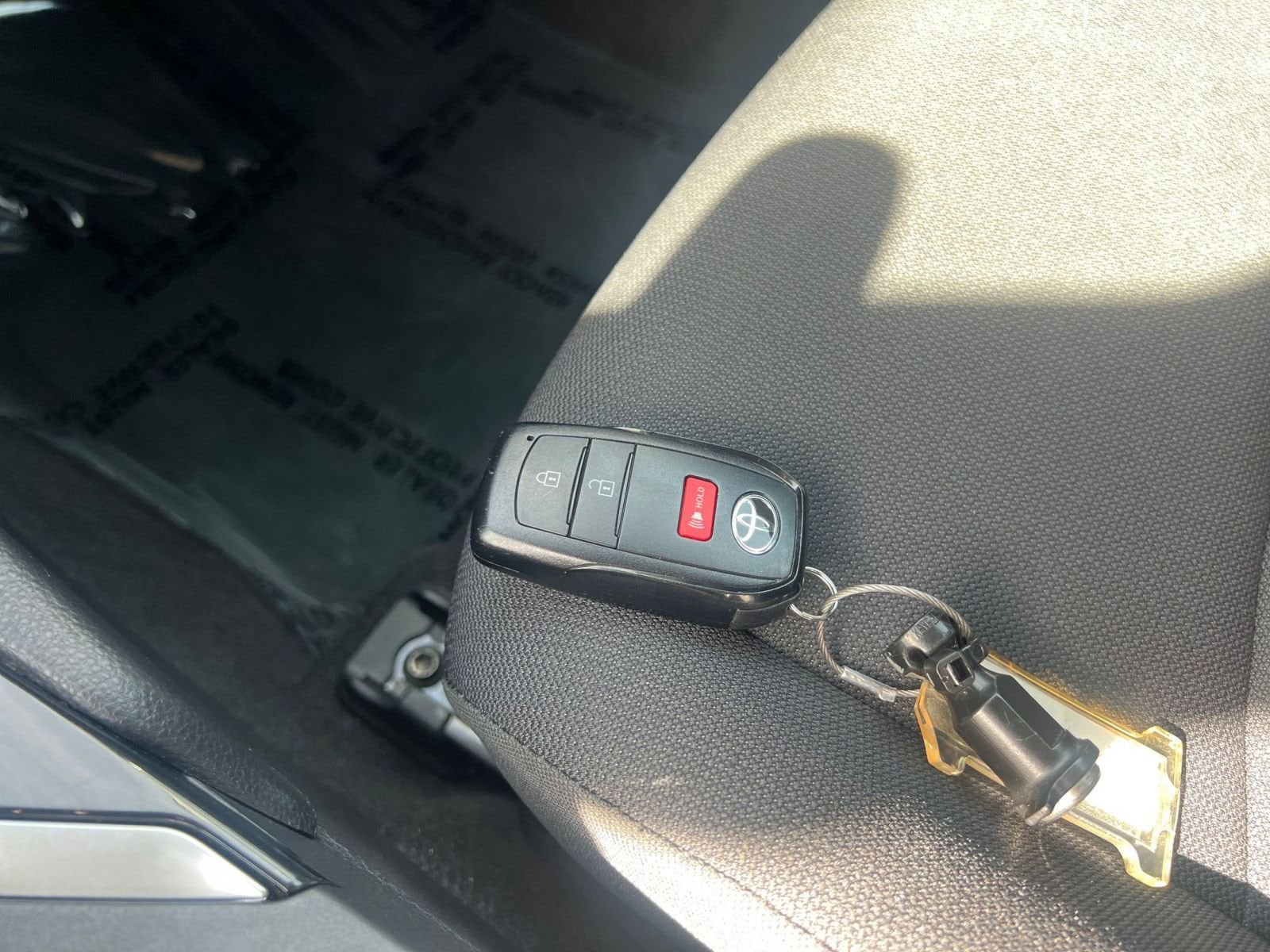 Thumbnail: 2025 Toyota Corolla Cross - 22