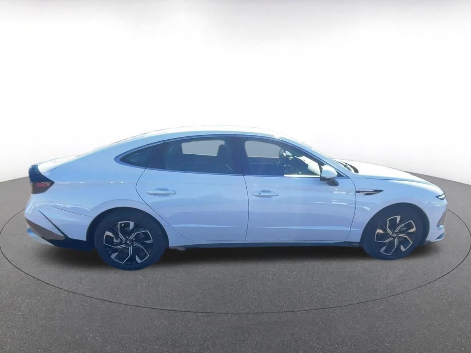 Thumbnail: 2025 Hyundai Sonata - 16