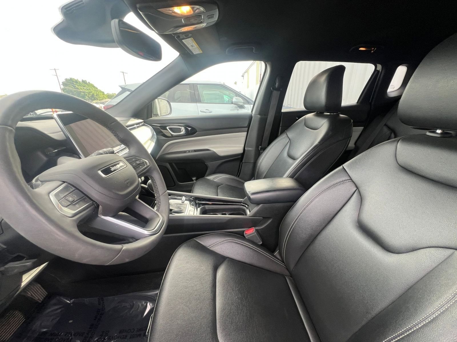 Thumbnail: 2025 Jeep Compass - 27