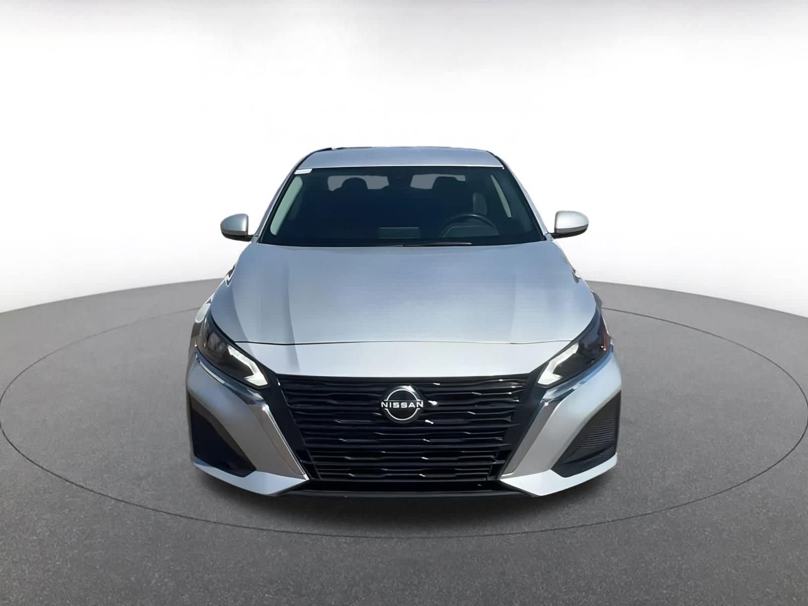 Thumbnail: 2023 Nissan Altima - 4