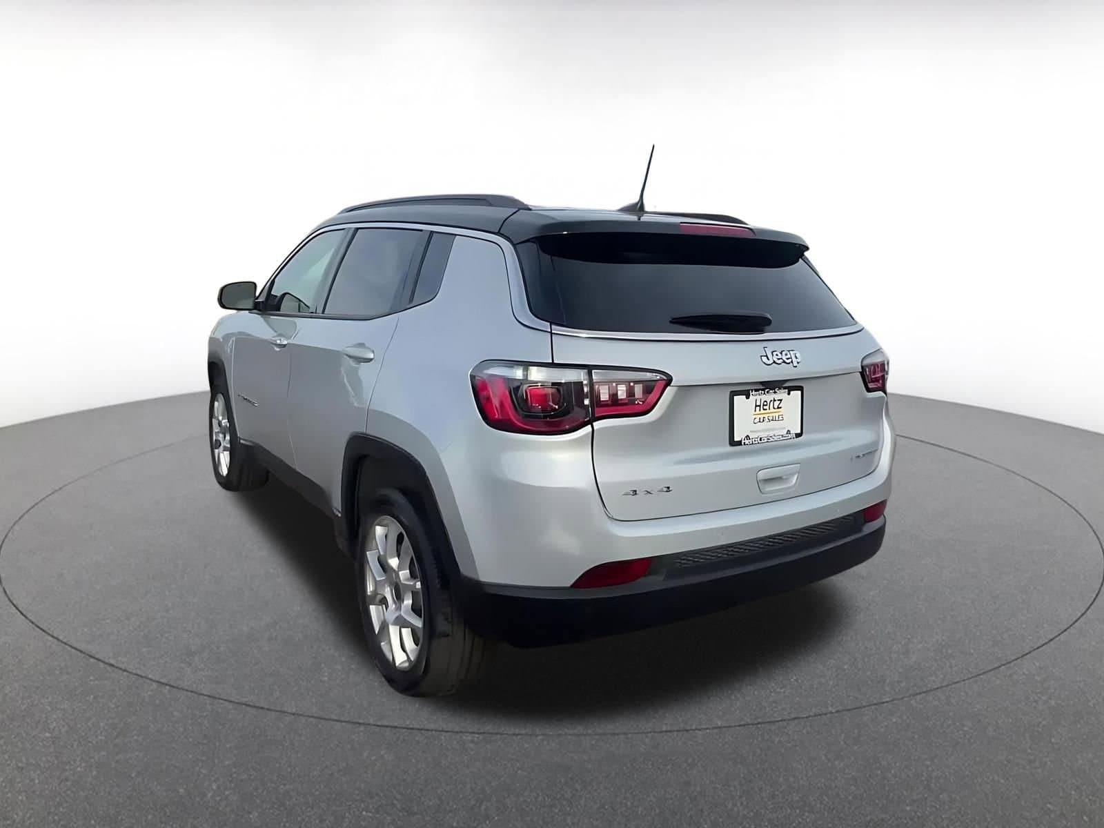 Thumbnail: 2025 Jeep Compass - 11