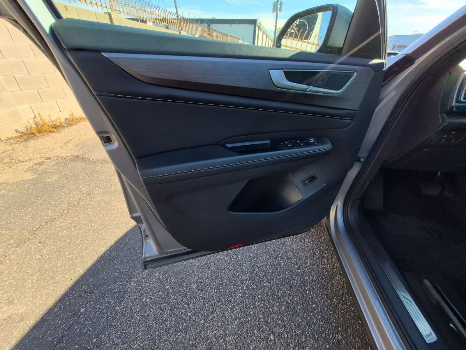 Thumbnail: 2025 Volkswagen Atlas - 10