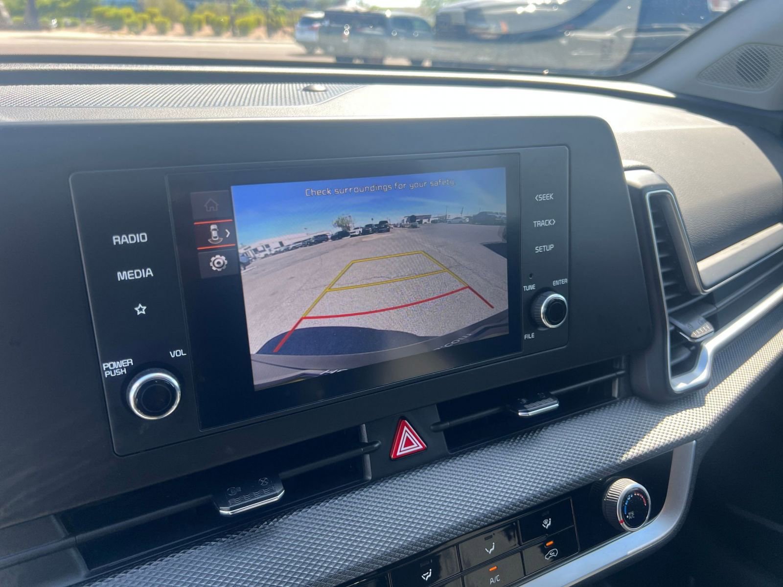 Thumbnail: 2025 Kia Sportage - 24