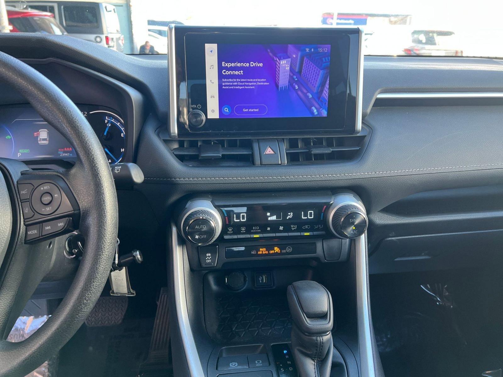 Thumbnail: 2025 Toyota RAV4 - 21