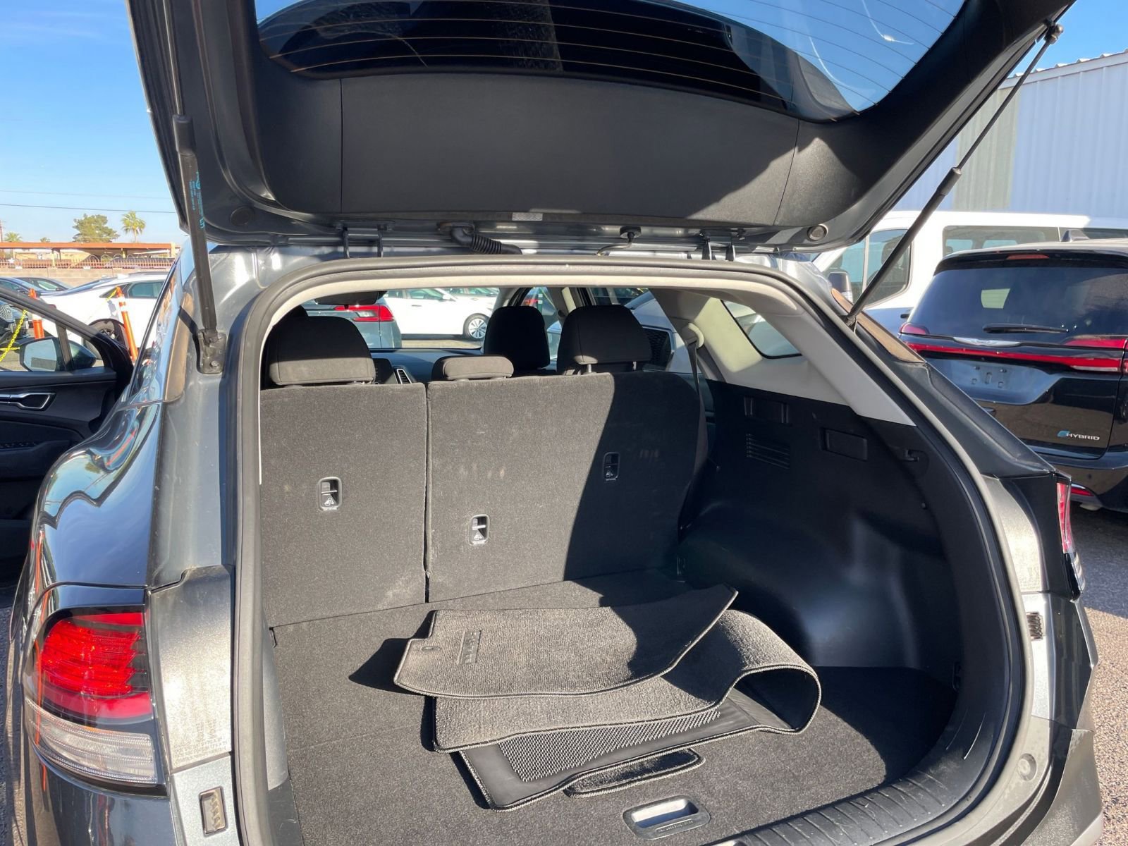 Thumbnail: 2025 Kia Sportage - 30