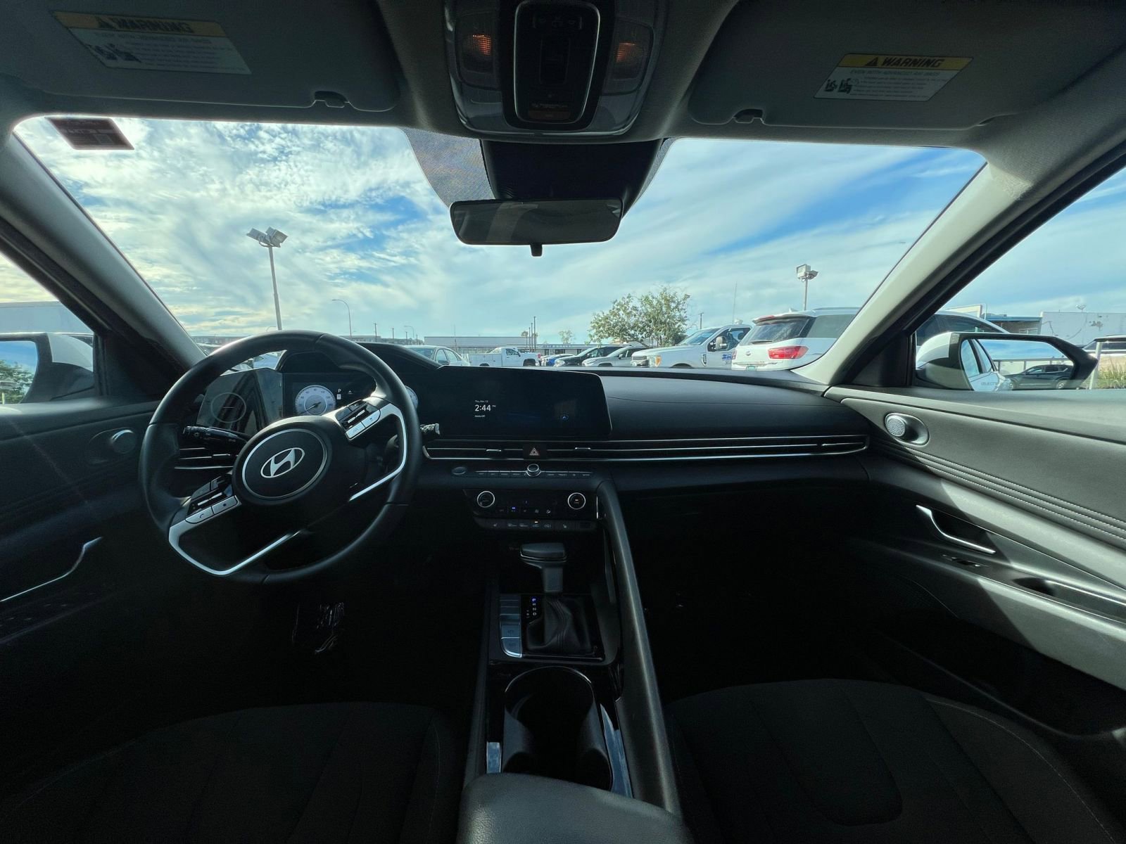 Thumbnail: 2025 Hyundai Elantra - 33