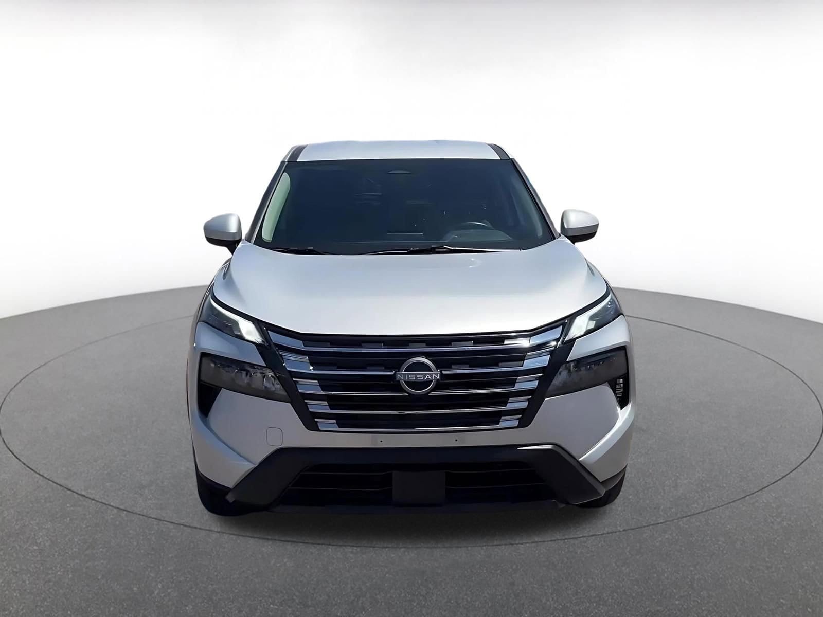 Thumbnail: 2025 Nissan Rogue - 4