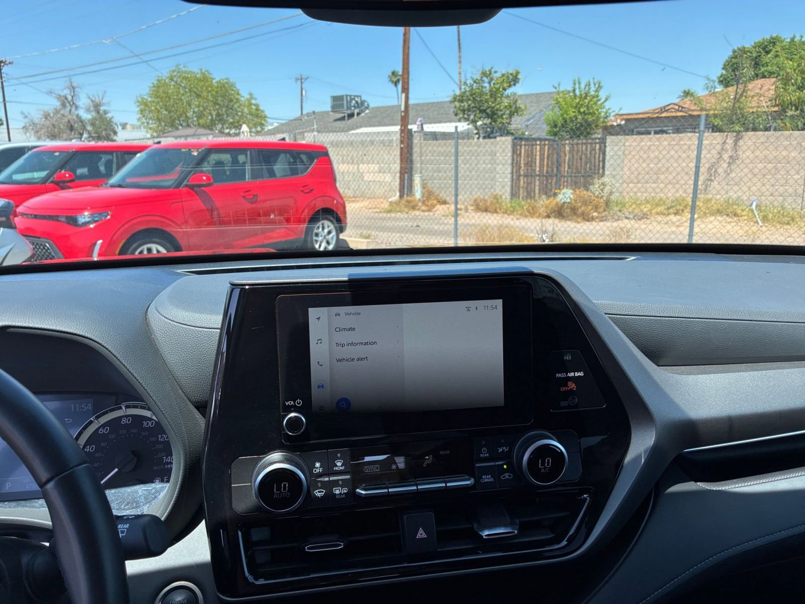 Thumbnail: 2025 Toyota Highlander - 20