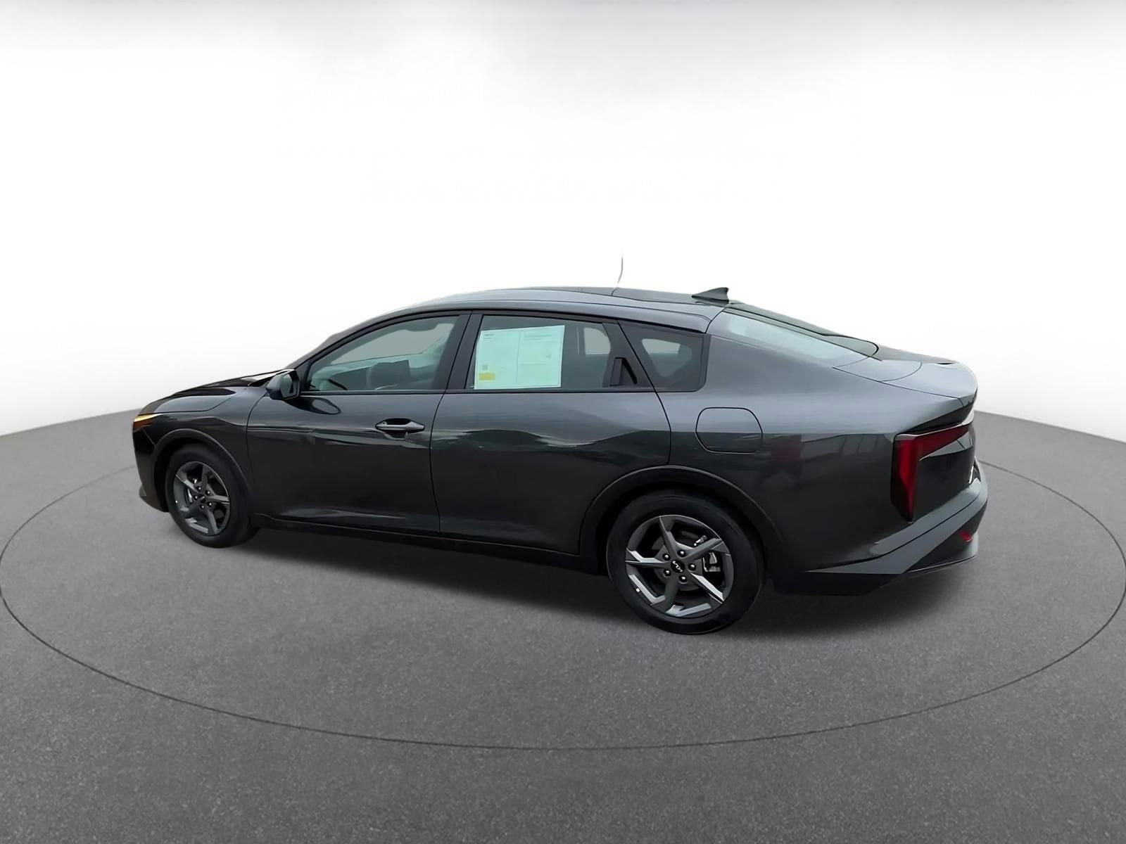 Thumbnail: 2025 Kia K4 - 10