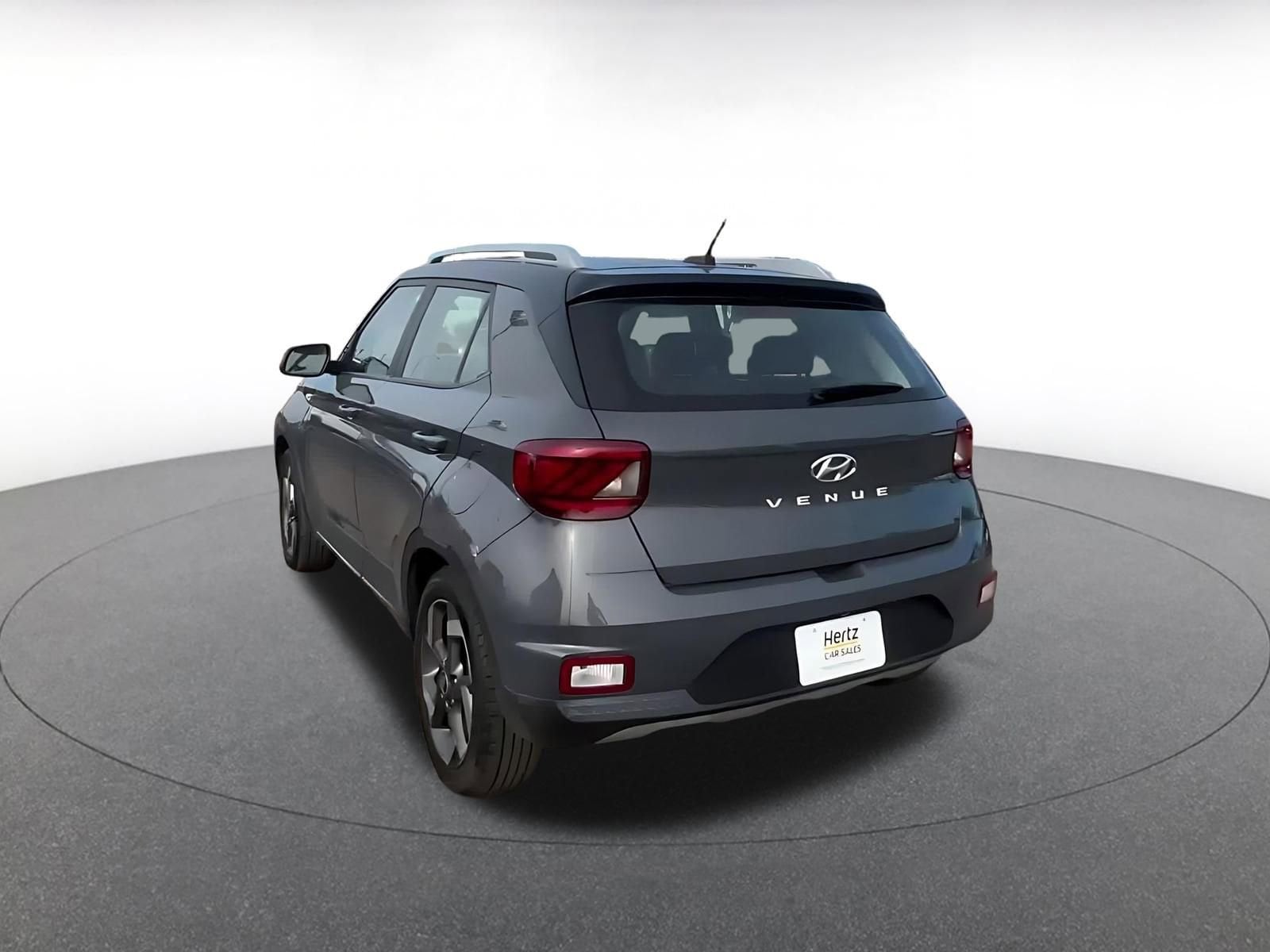 Thumbnail: 2023 Hyundai Venue - 11