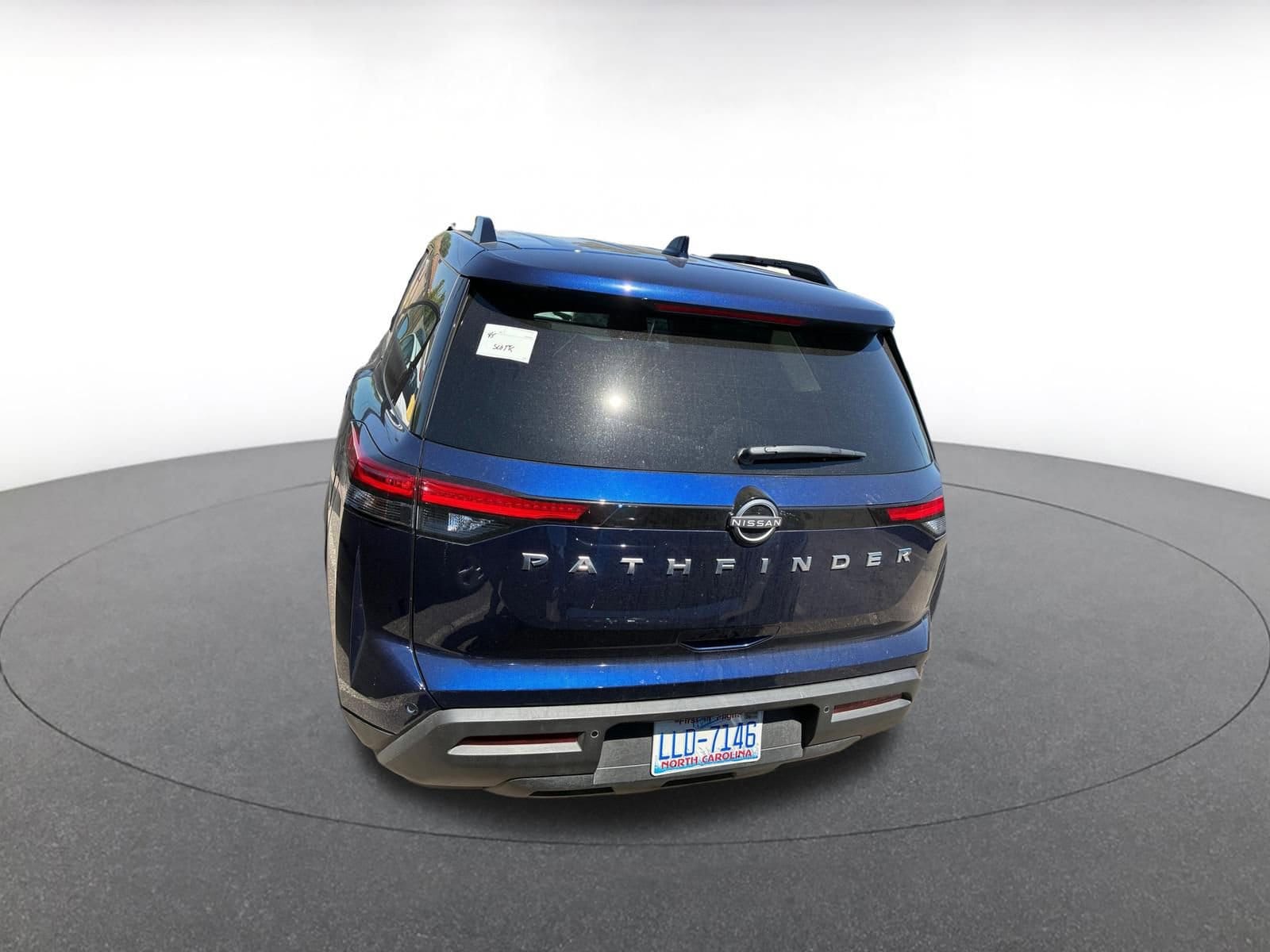 Thumbnail: 2025 Nissan Pathfinder - 8