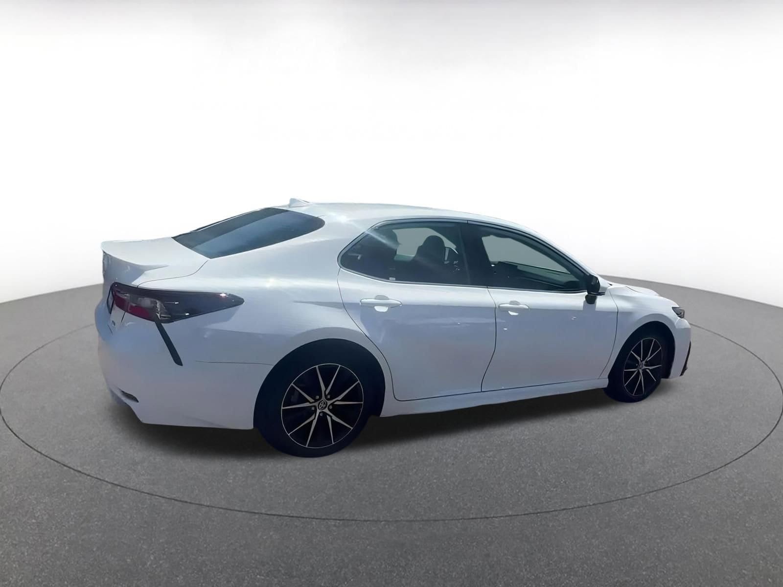 Thumbnail: 2024 Toyota Camry - 13