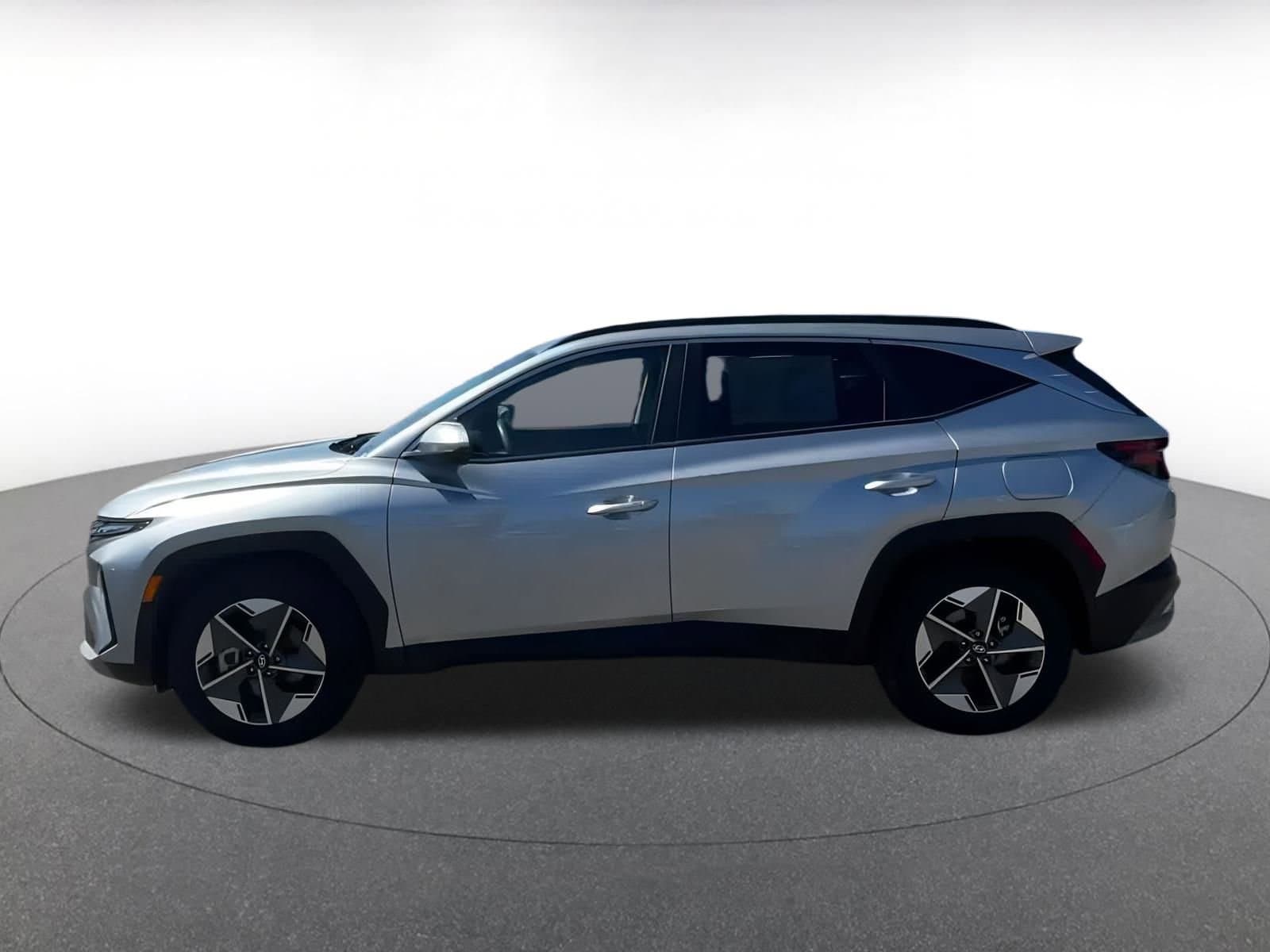 Thumbnail: 2025 Hyundai Tucson - 9