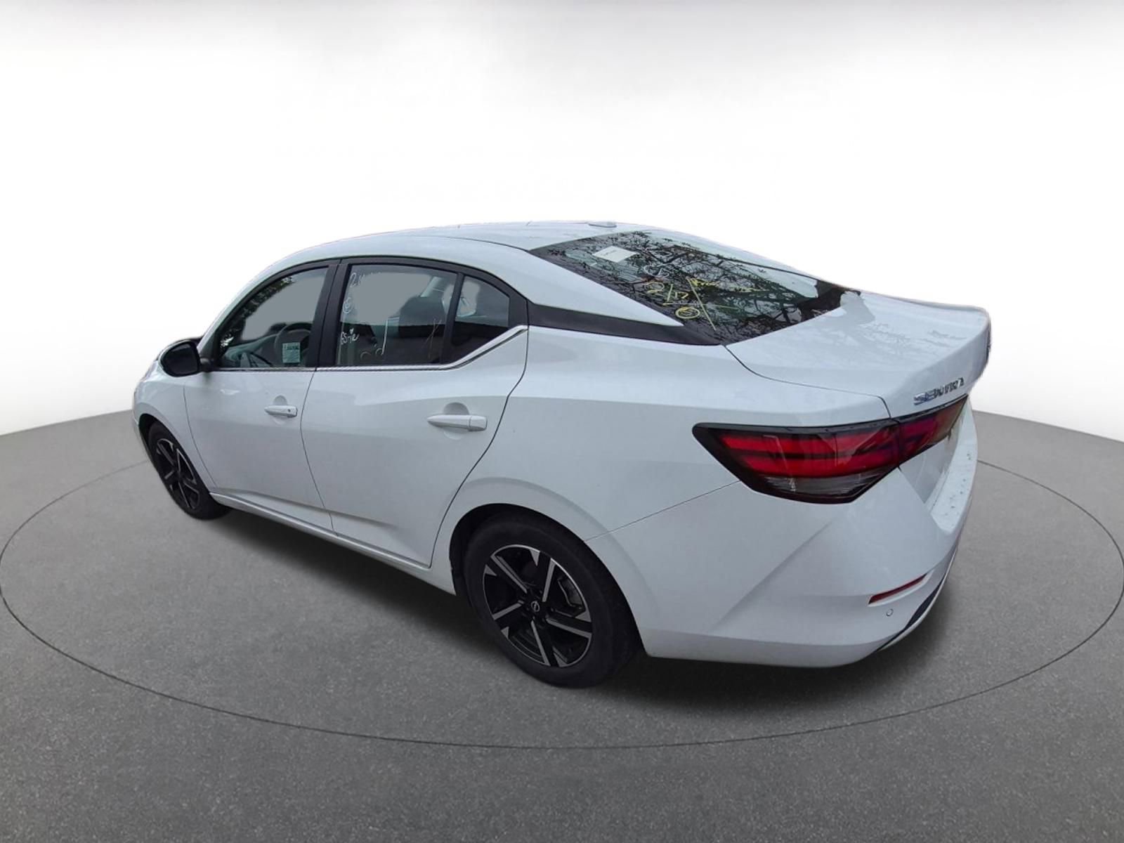 Thumbnail: 2025 Nissan Sentra - 6