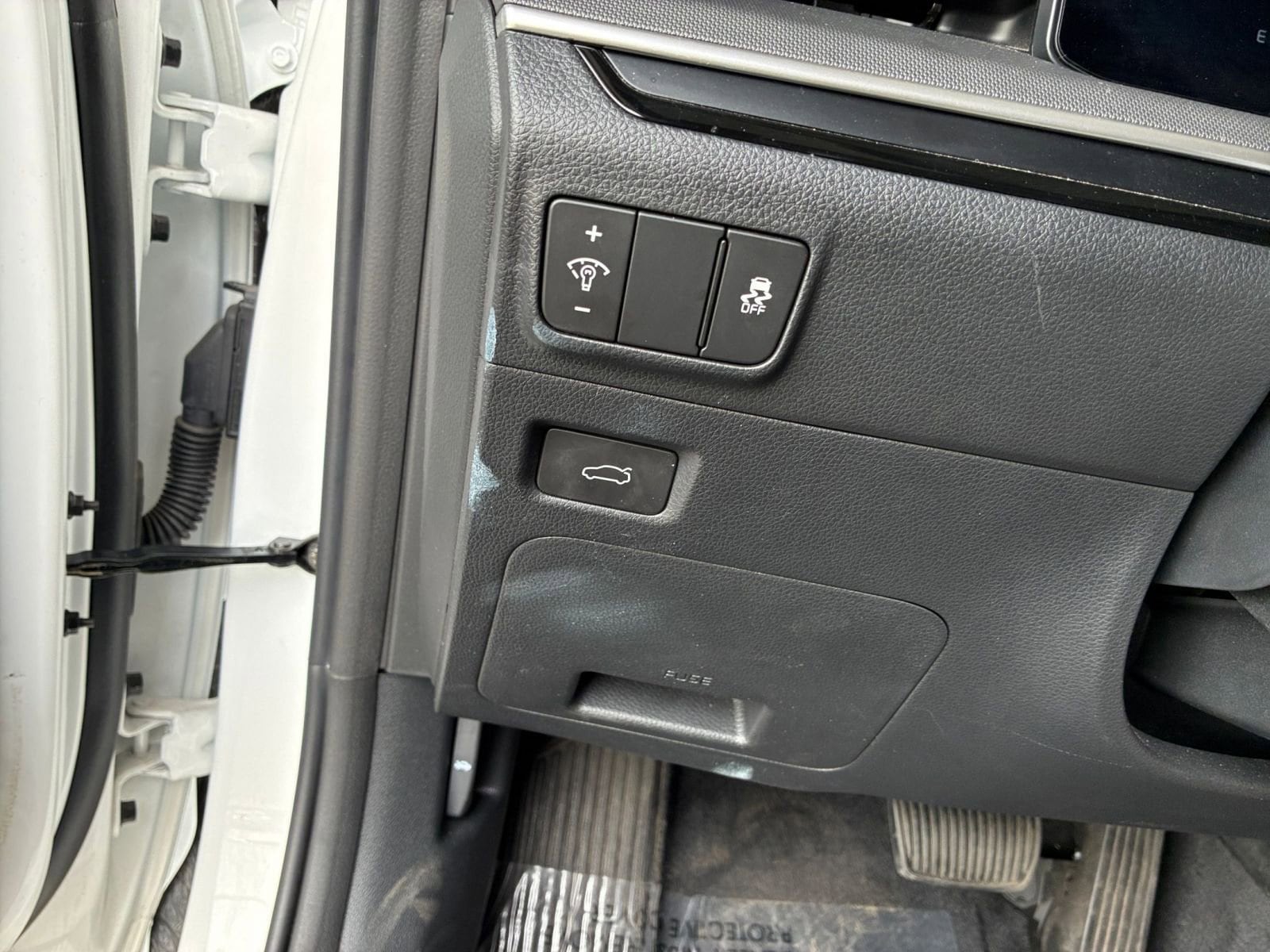 Thumbnail: 2025 Kia K5 - 22