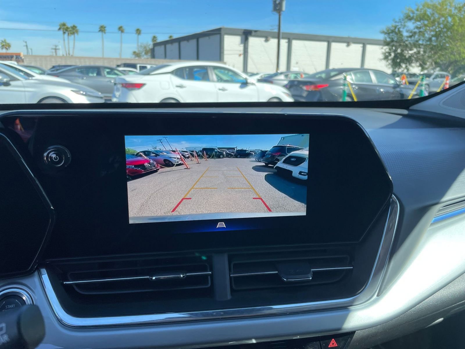 Thumbnail: 2025 Chevrolet Trax - 23