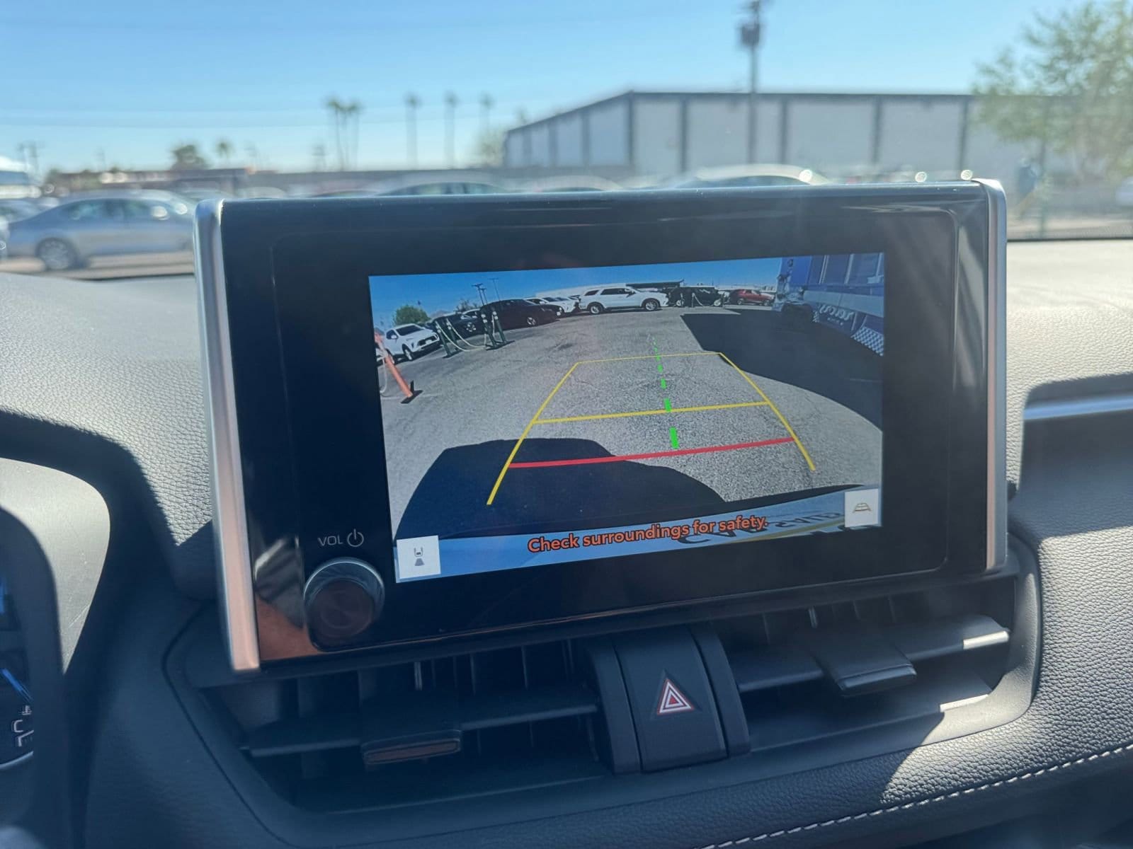 Thumbnail: 2025 Toyota RAV4 - 17