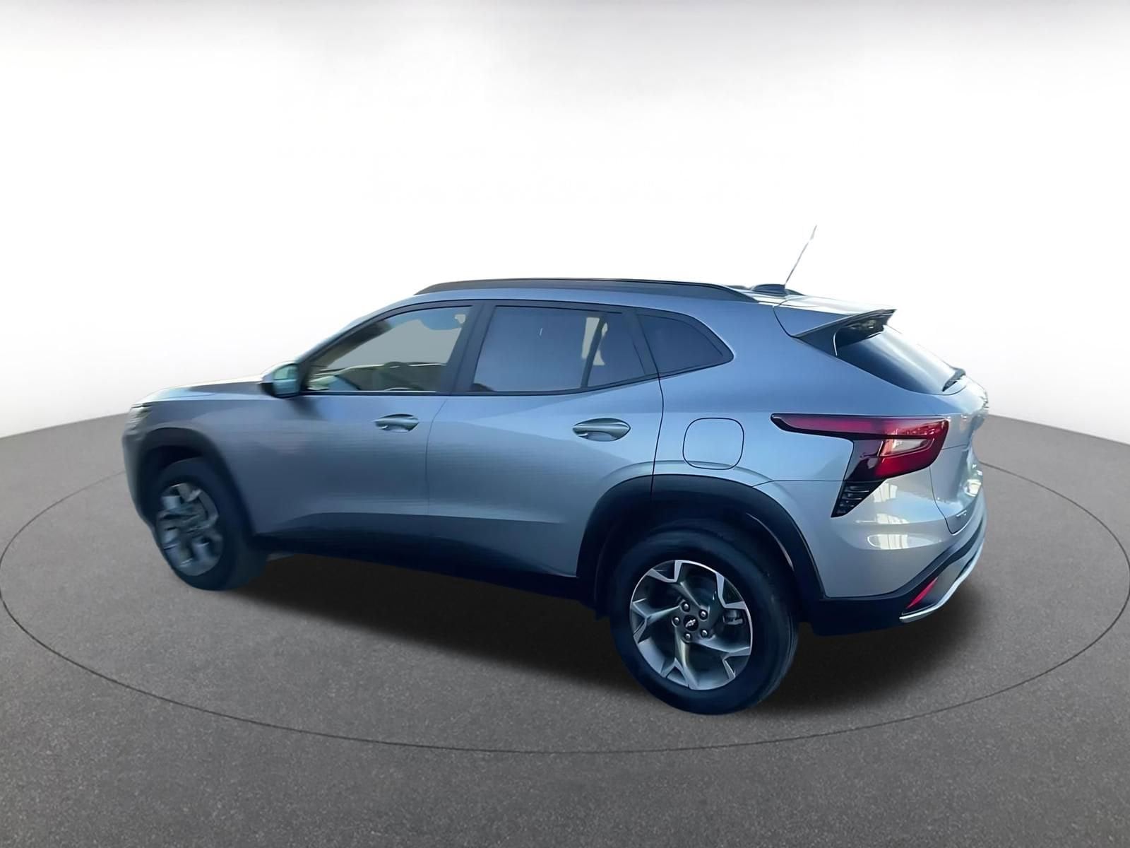 Thumbnail: 2025 Chevrolet Trax - 10