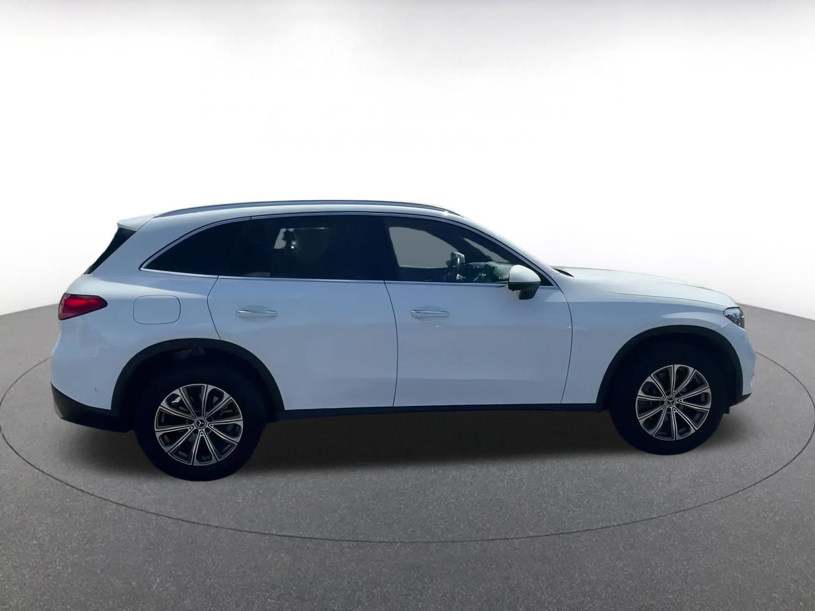 Thumbnail: 2024 Mercedes-Benz GLC - 15