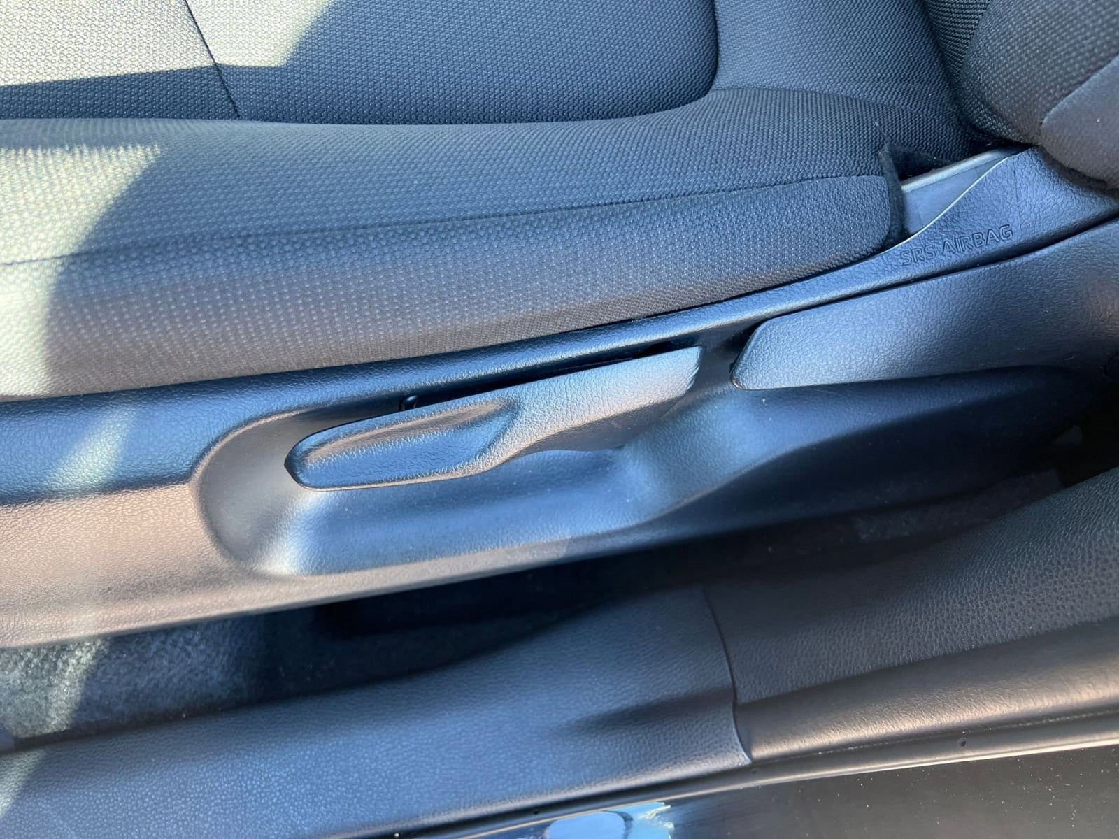 Thumbnail: 2025 Toyota Corolla Cross - 23