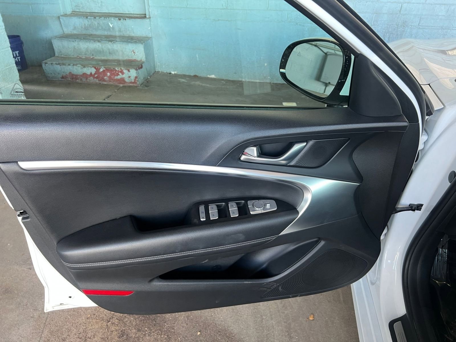 Thumbnail: 2025 Genesis G70 - 18