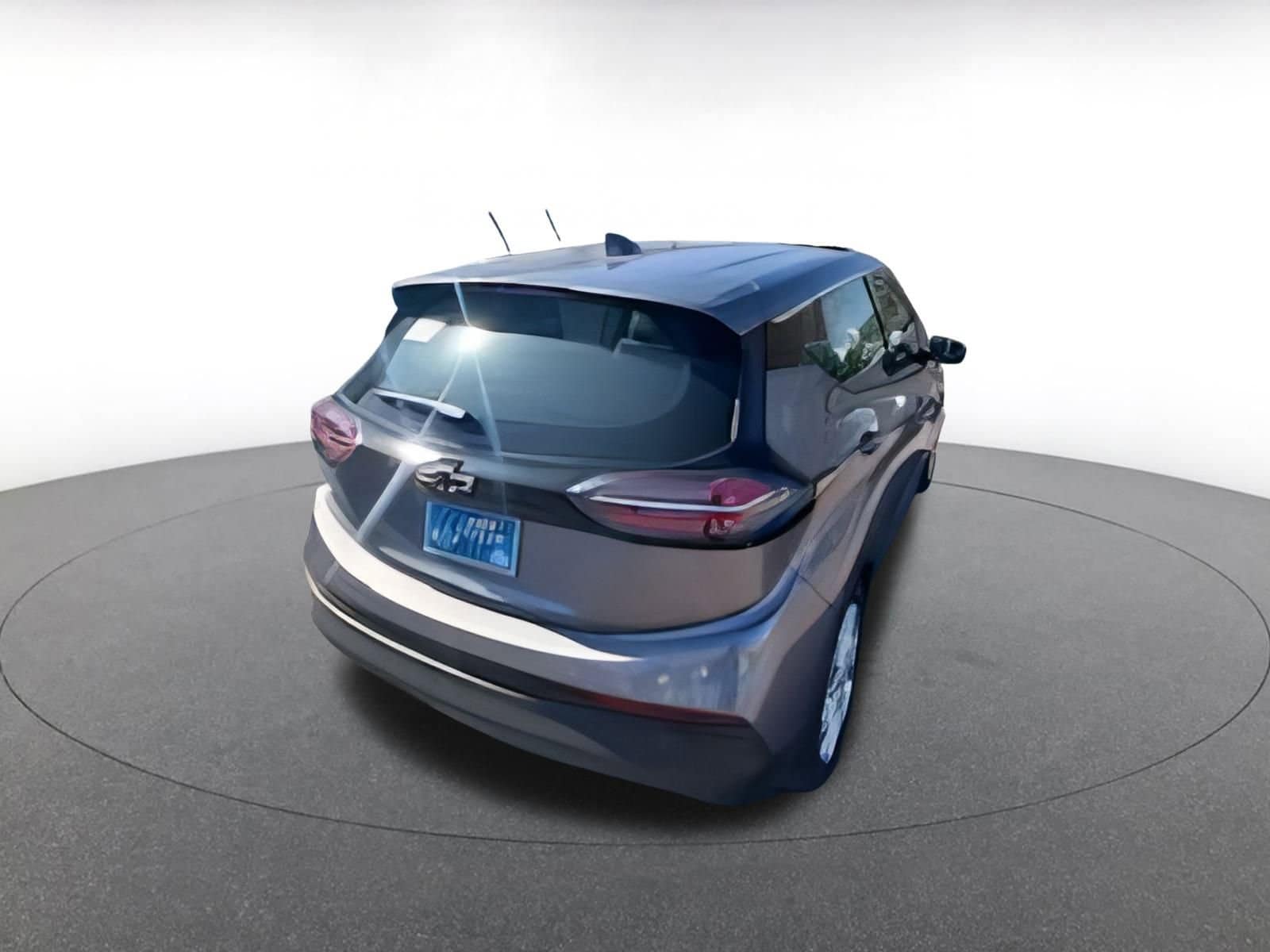 Thumbnail: 2023 Chevrolet Bolt EV - 6