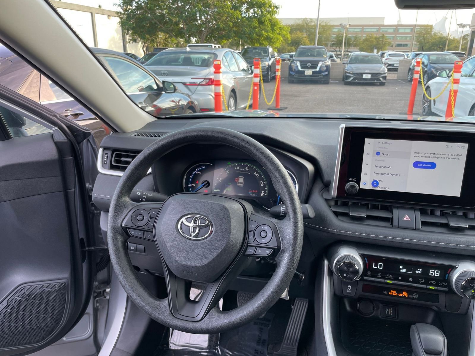 Thumbnail: 2025 Toyota RAV4 - 33