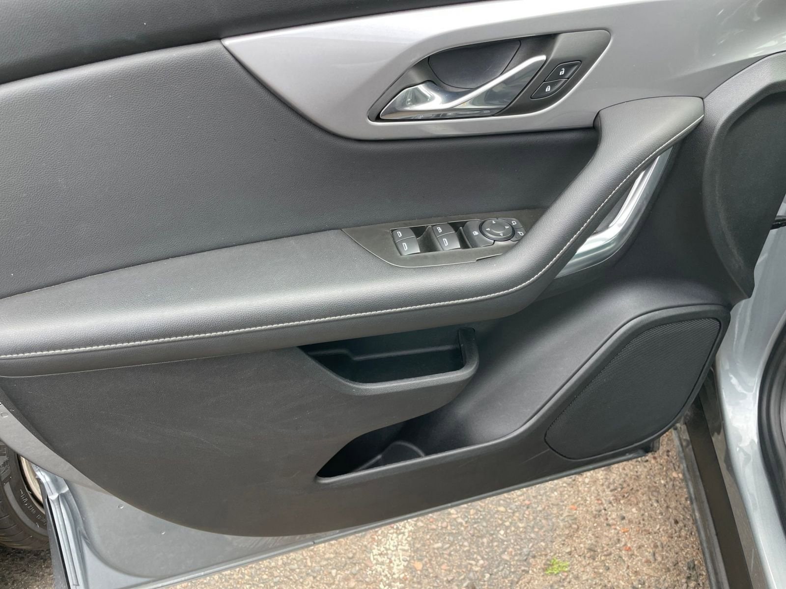 Thumbnail: 2025 Chevrolet Blazer - 18